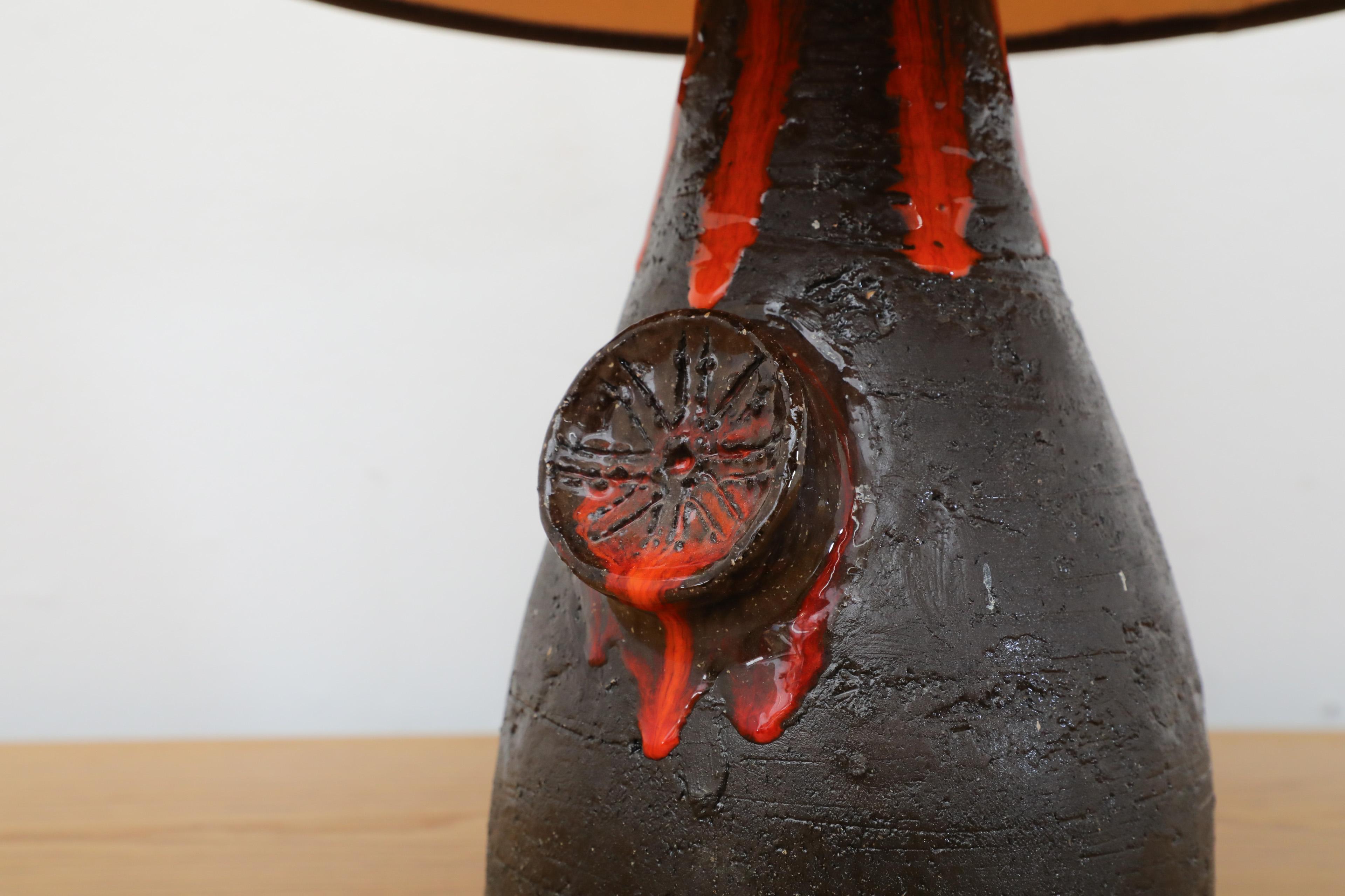 Dutch Mid-Century Black Ceramic Volcanic Table Lamp w/ Red Dripping Effect Glaze For Sale 9