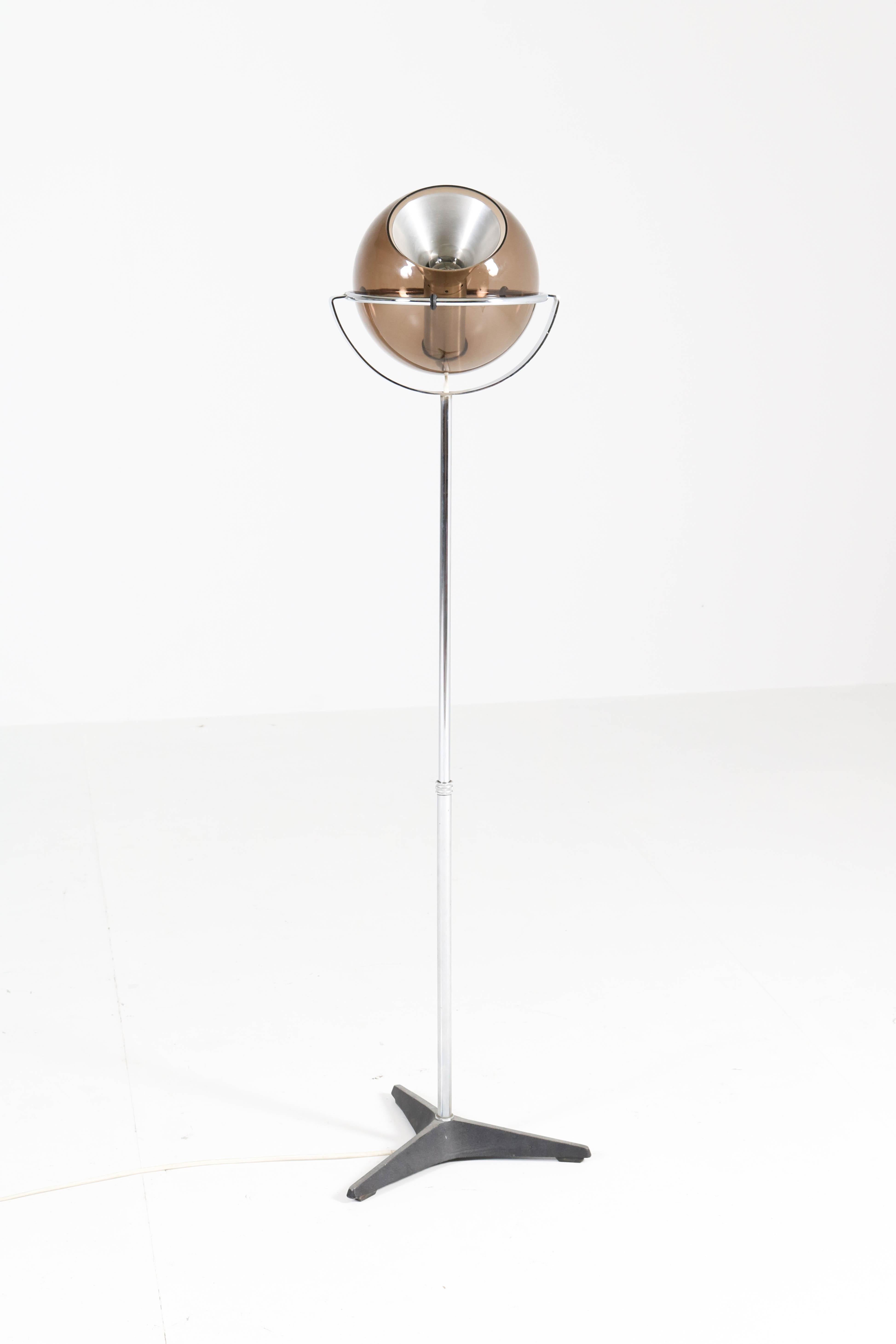Dutch Mid-Century Modern Floor Lamp by Frank Ligtelijn for RAAK, 1960s 9