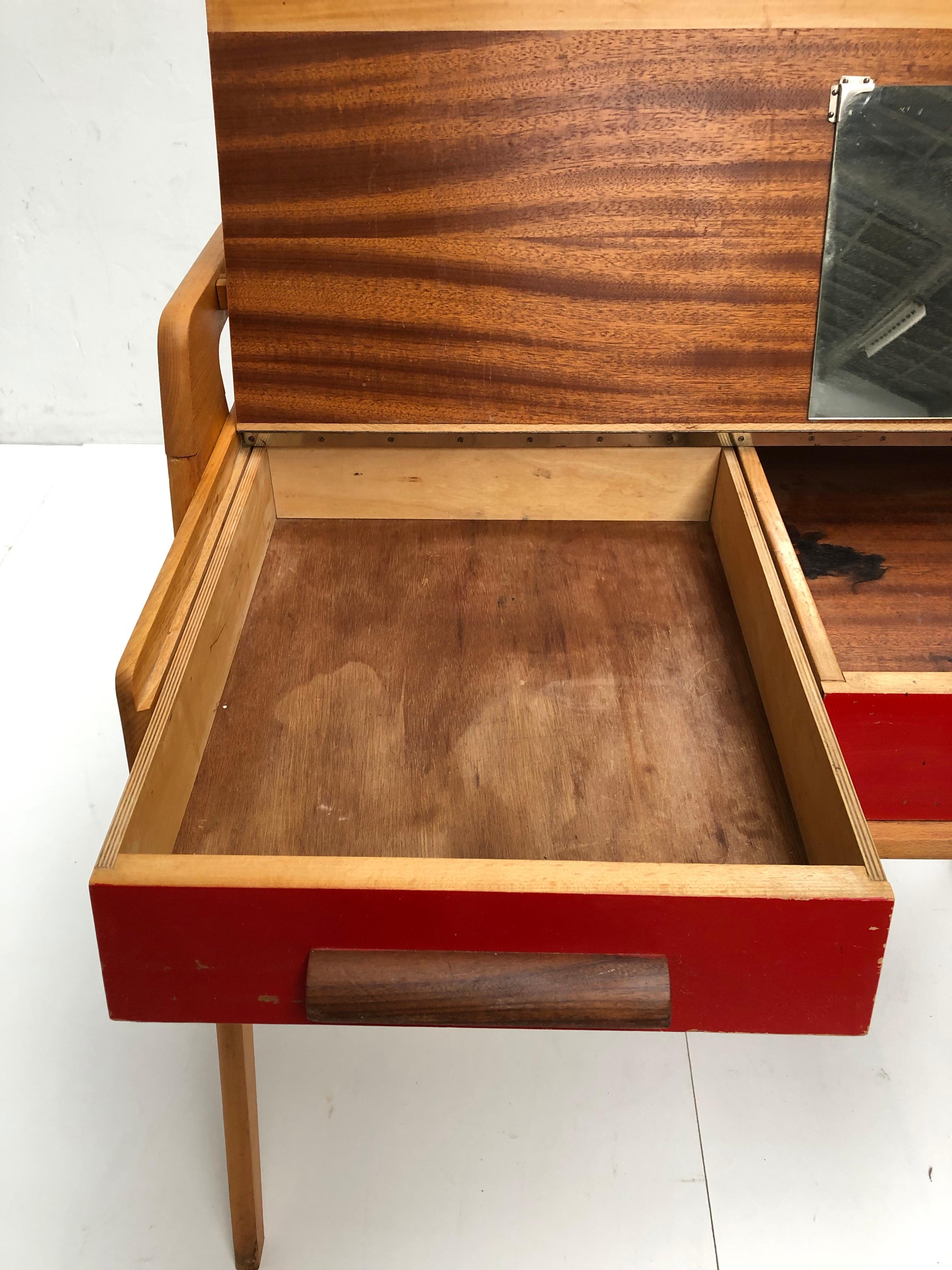 Dutch Mid-Century Modern Solid Birch Vanity Desk by Everest Furniture, 1950s For Sale 6