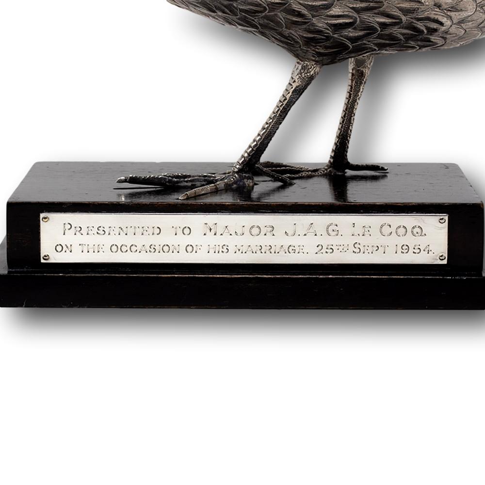 Regalo Militar Holandés Figura de plata con colador de azúcar Woodcock en venta 2
