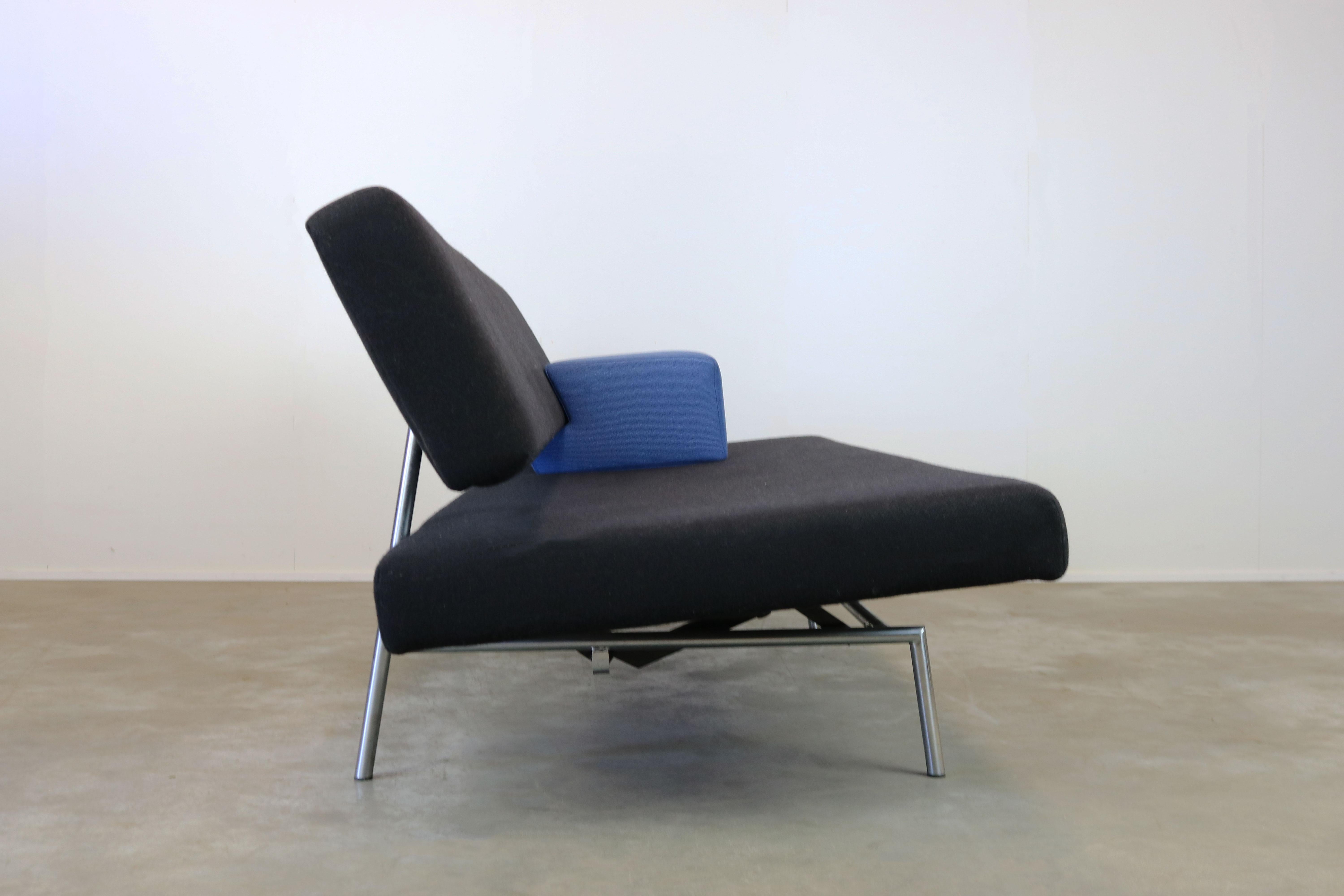 Fabric Dutch Minimalist Design Sofa or Daybed BR02 by Martin Visser for Spectrum 1960s
