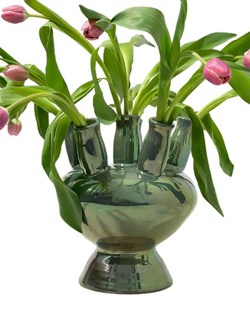 Dutch Mobach Ceramic green iridescent glazed tulip vase

A beautiful ceramic vase with 6 tubes, special design for The Dutch flower the Tulip. Worlds famous flower, used to make the flowers look beautiful. 
The vase is 30 cm high and 25 cm