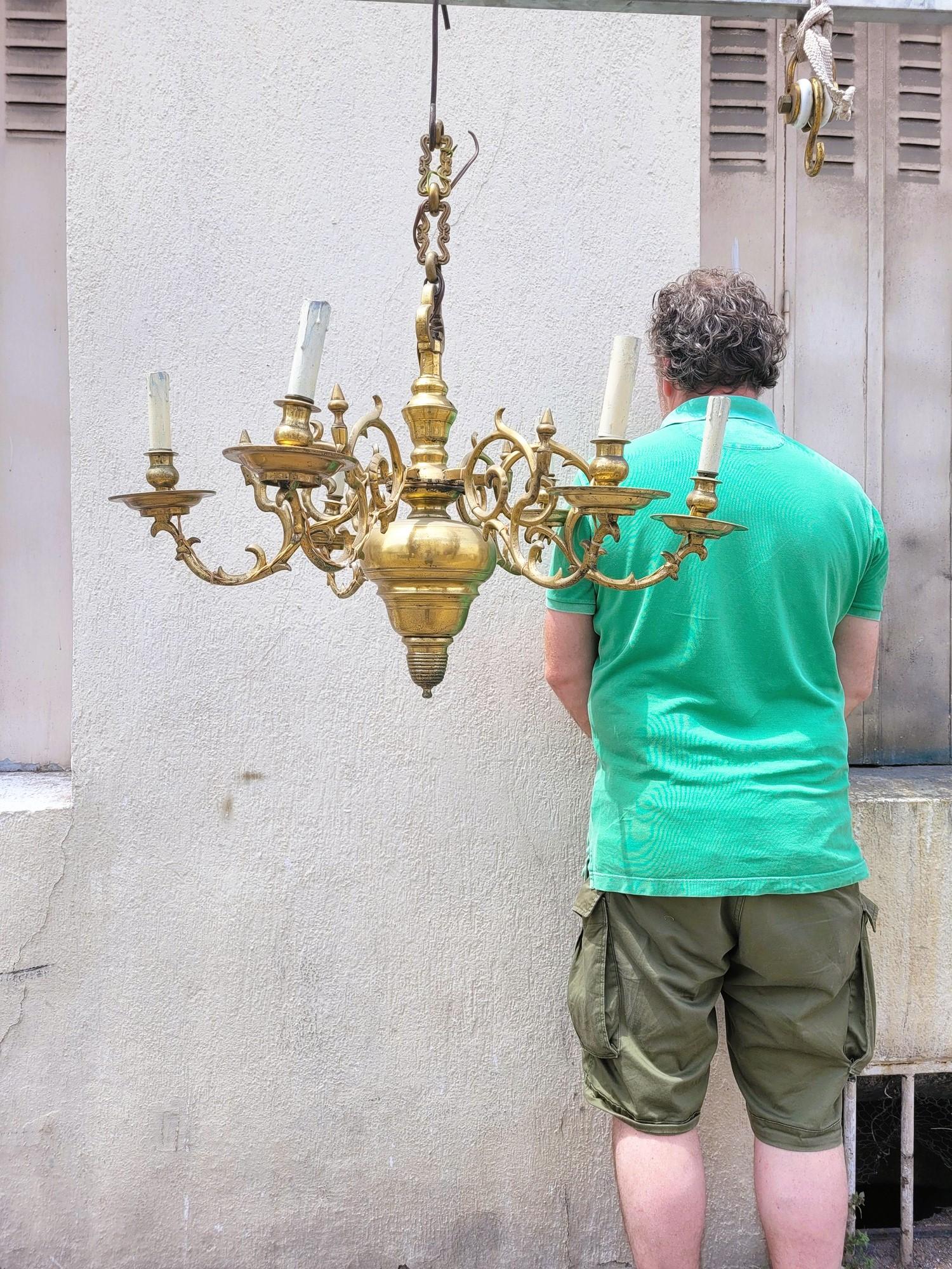 Lampadario olandese in bronzo, XIX secolo in vendita 4