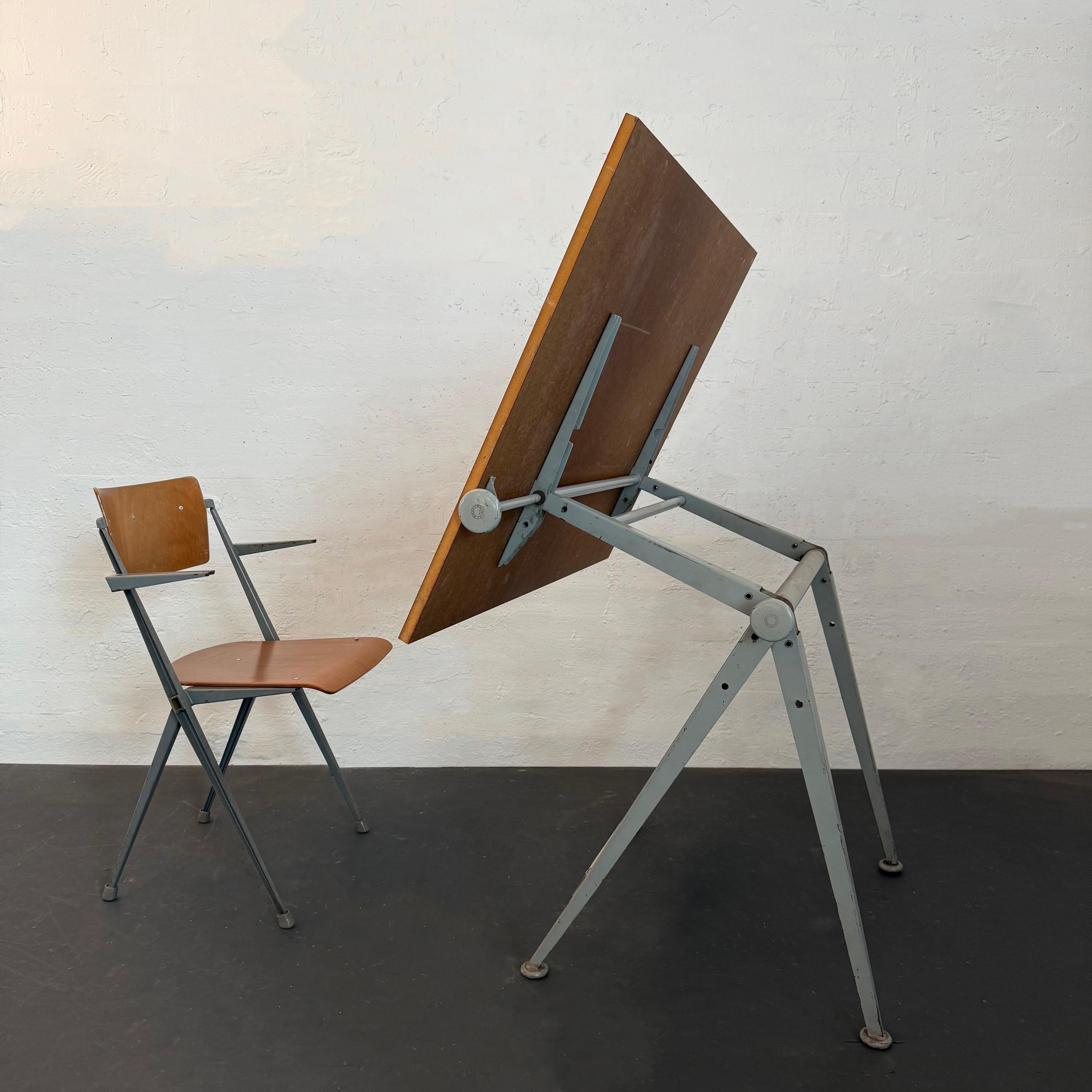 Dutch Modern Reply Drafting Table Set By Wim Rietveld And Friso Kramer In Good Condition For Sale In Brooklyn, NY