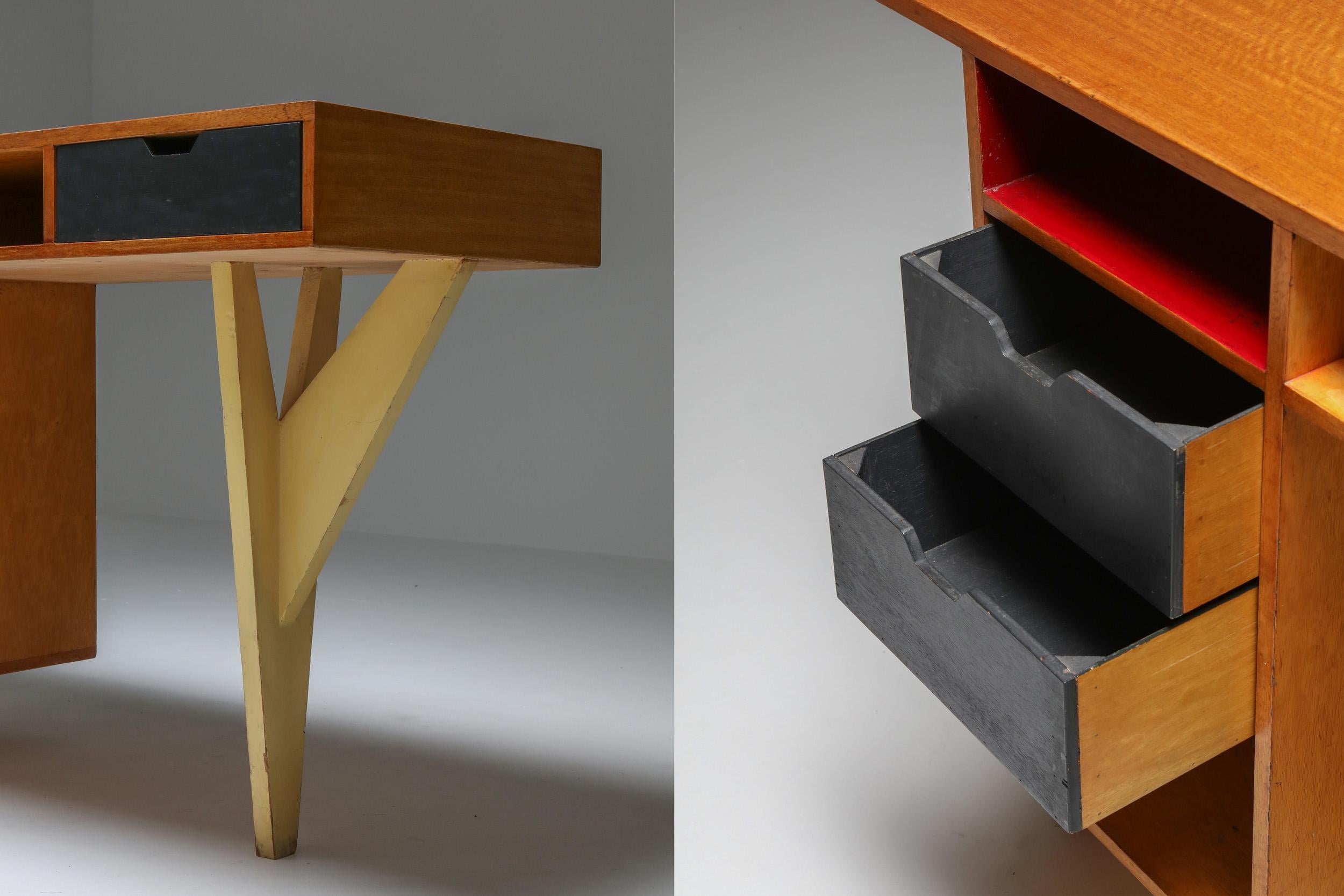 Dutch Modernist 1950s Desk 4