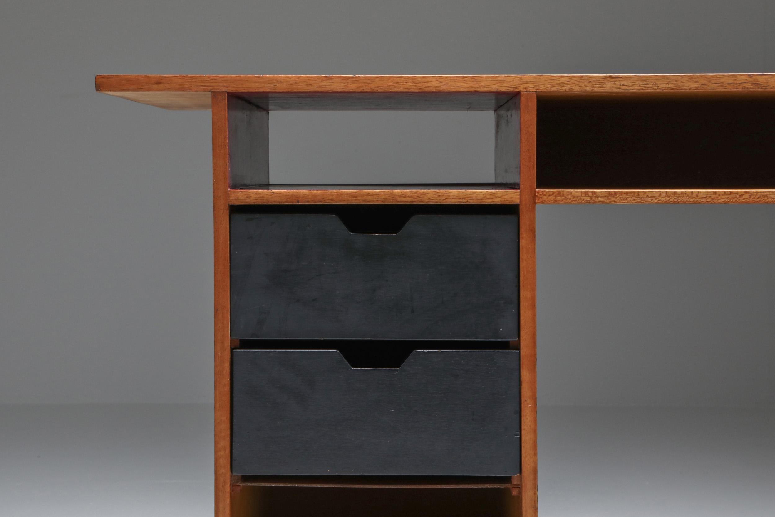 Dutch Modernist 1950s Desk 3