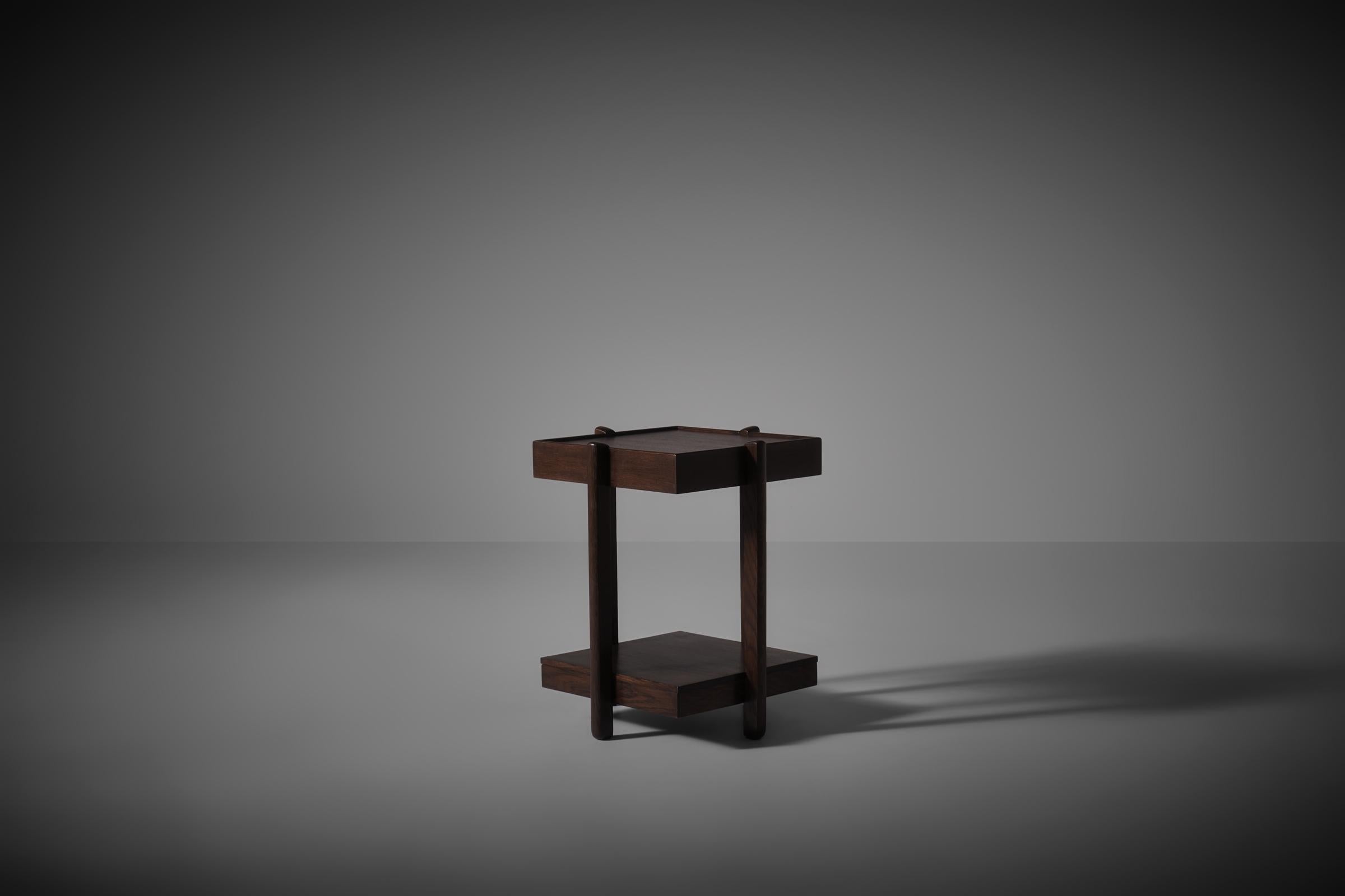 Dutch Modernist side table in solid Oak by Hendrik Wouda for Pander, 1920s For Sale 6