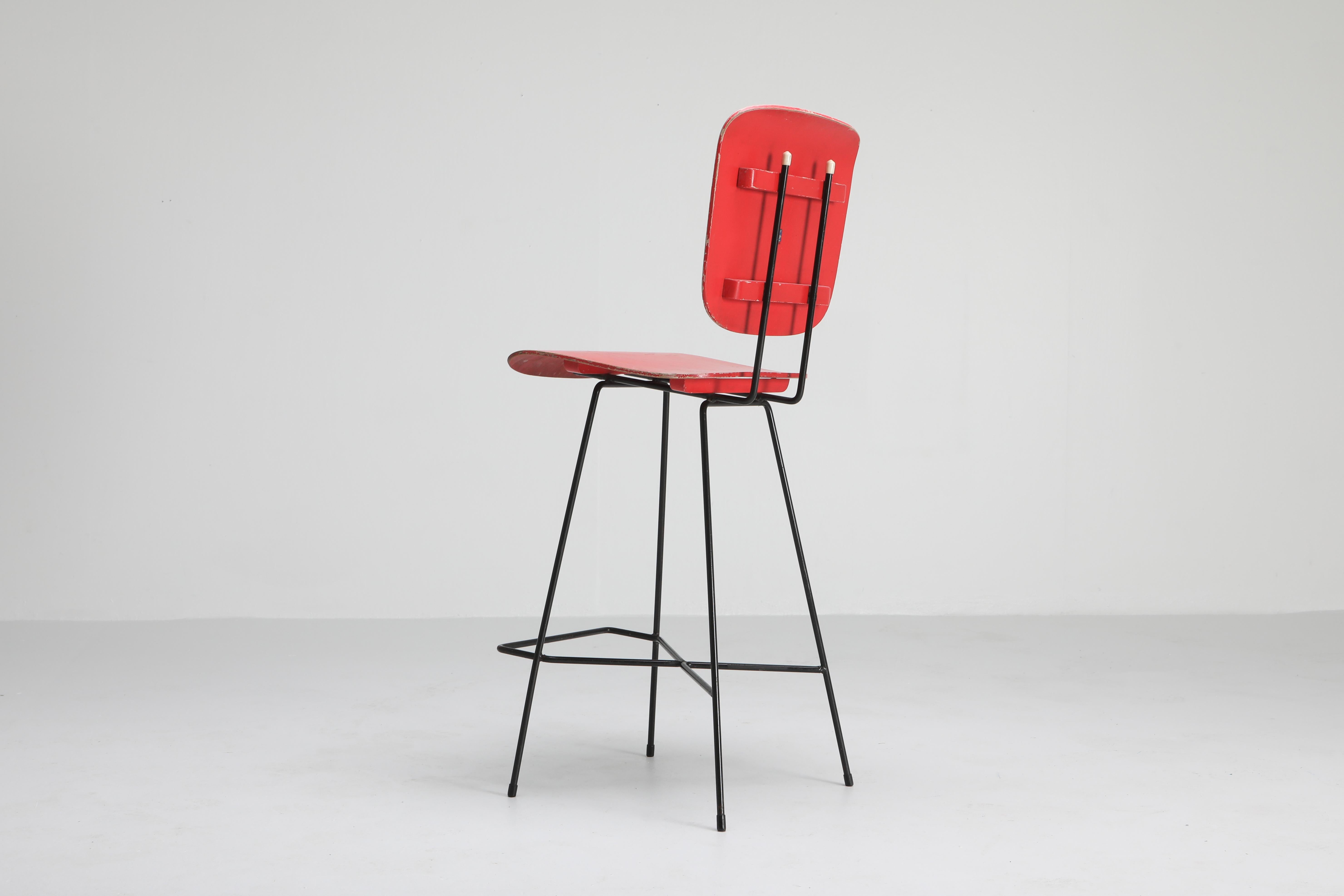 Dutch Modernist Stool by Coen de Vries In Excellent Condition For Sale In Antwerp, BE