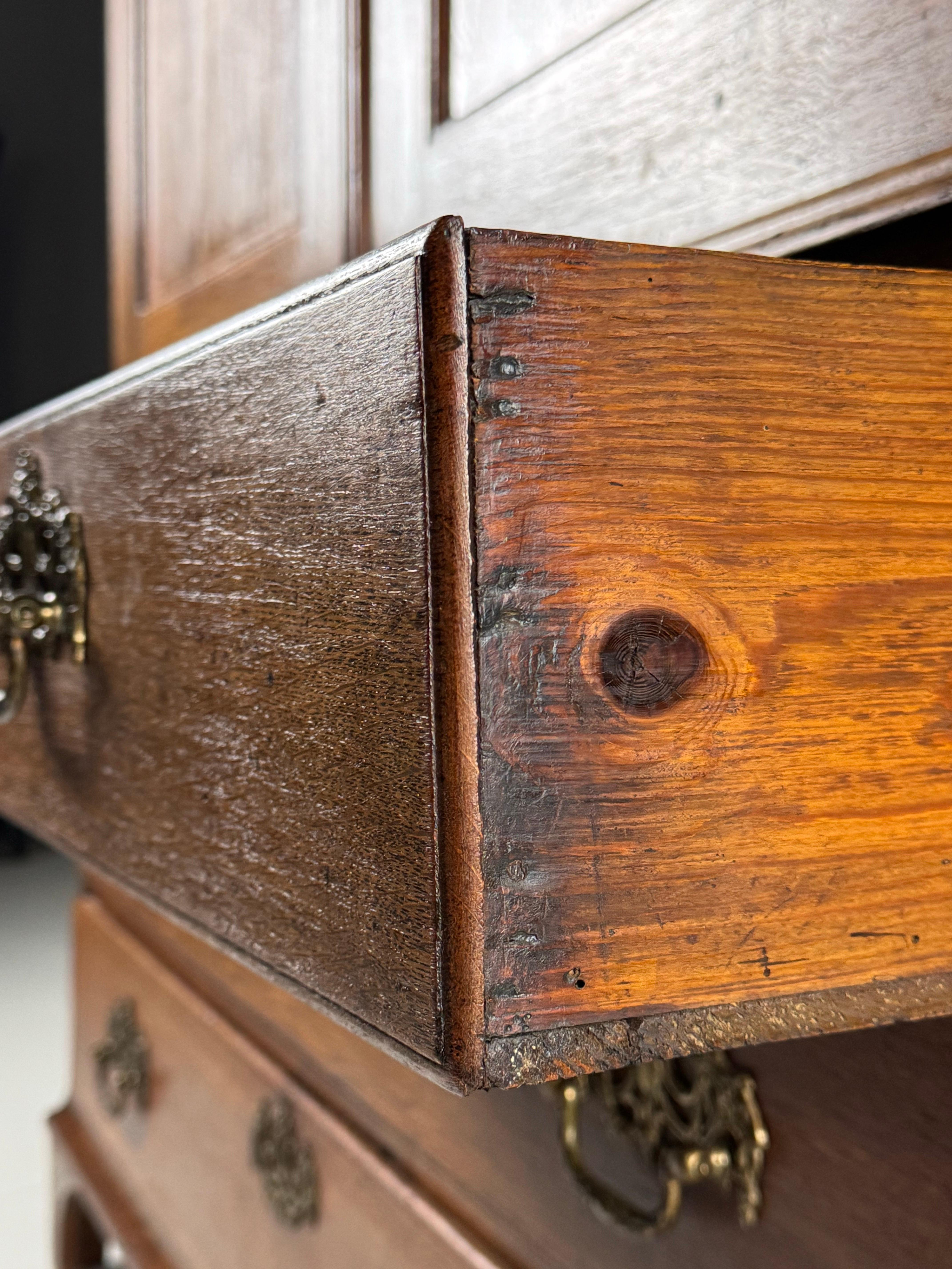 Dutch Oak 18th Century Louis Quinze Cabinet For Sale 1