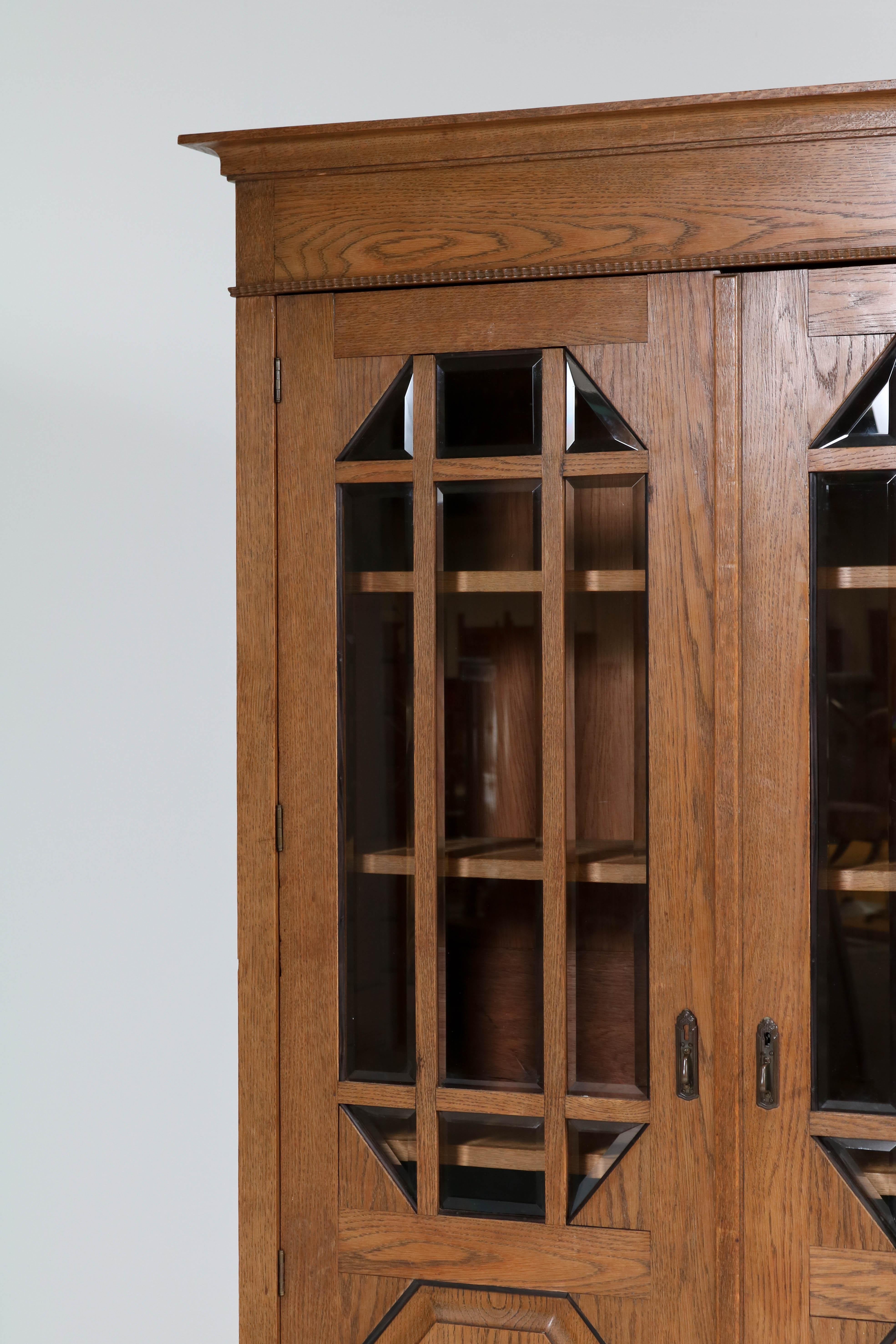 Dutch Oak Art Nouveau Arts & Crafts Bookcase with Beveled Glass, 1900s 5