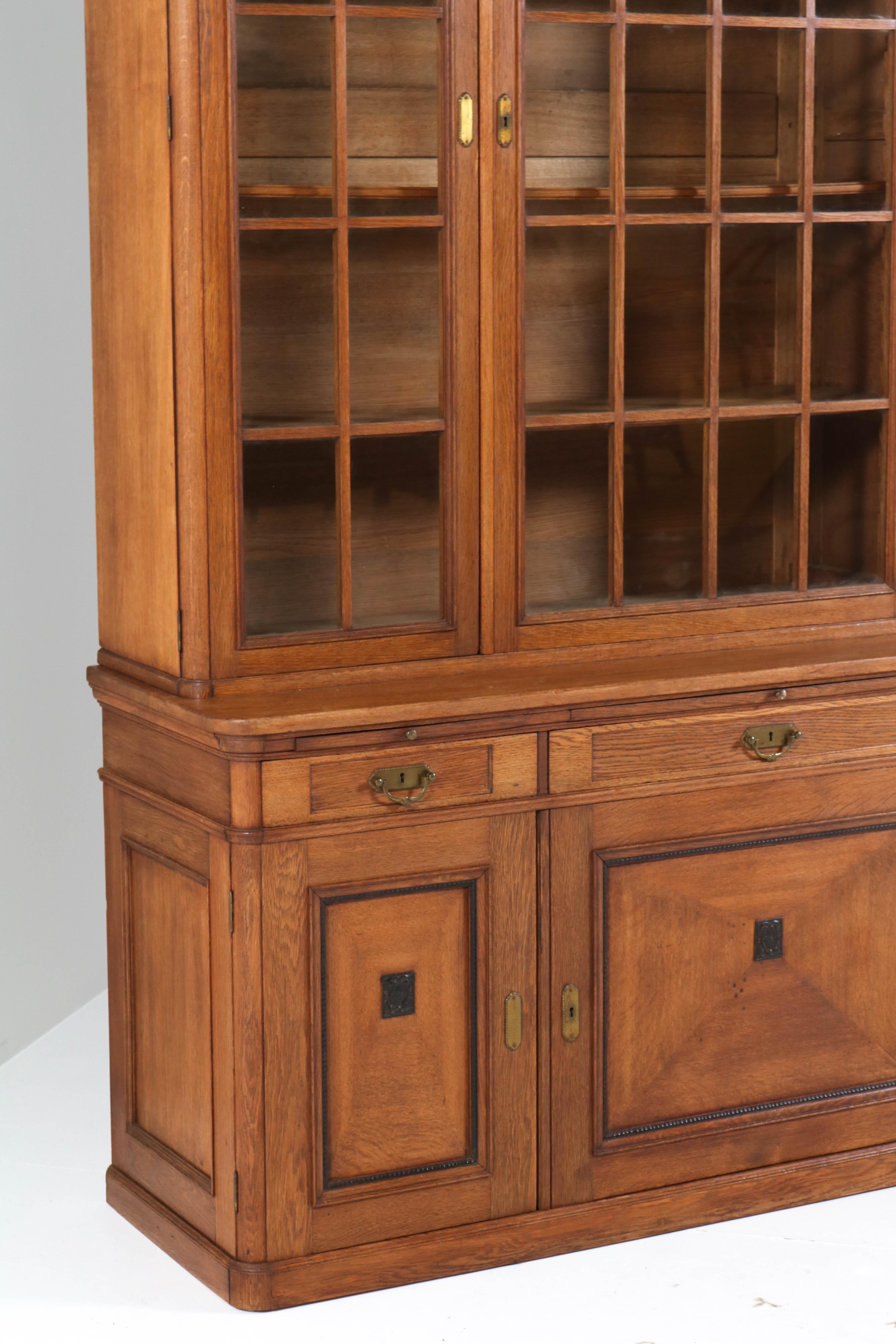 Dutch Oak Art Nouveau Library Bookcase by H. Pander & Zonen Den Haag, 1900s 2