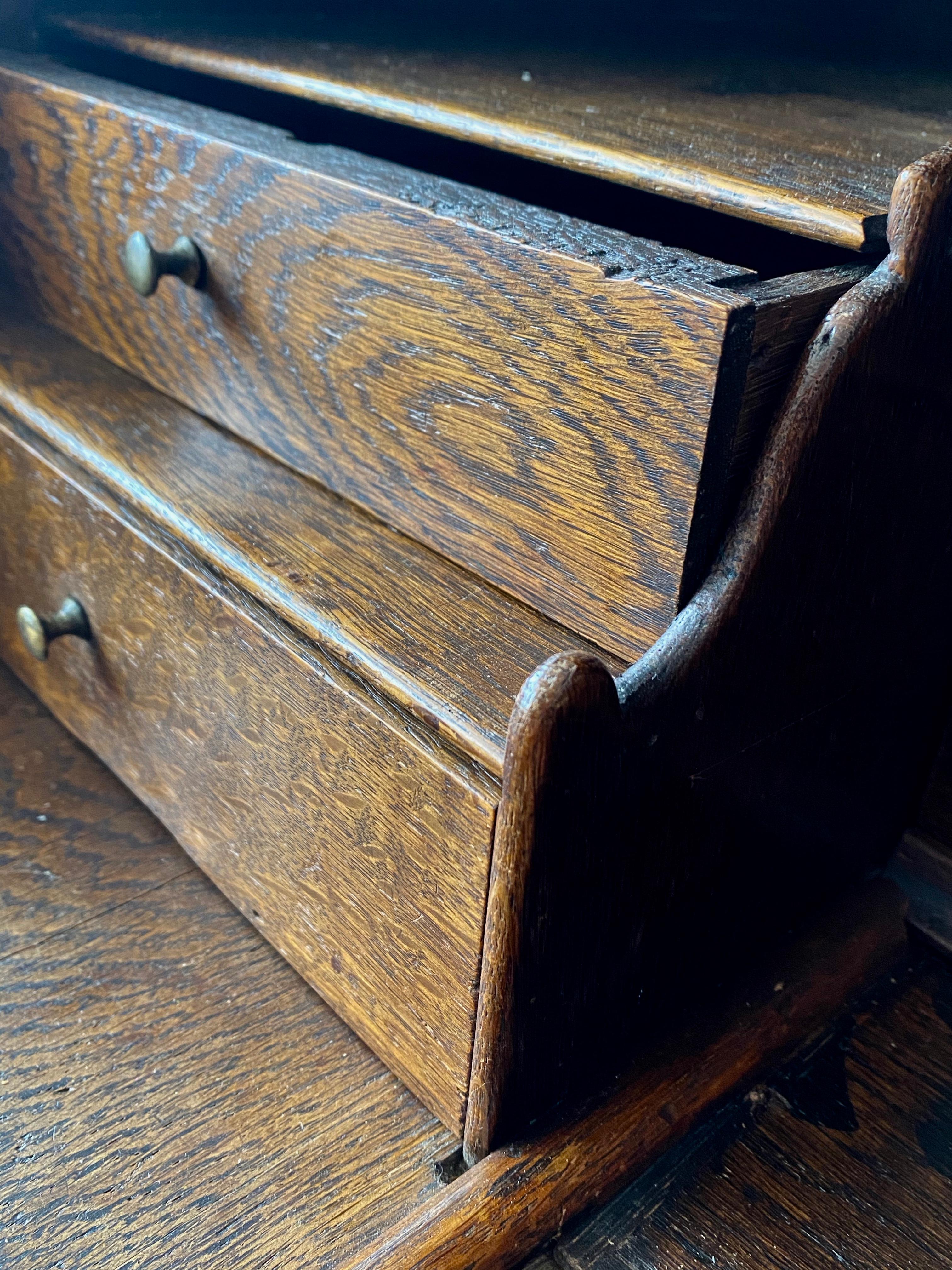 Dutch Oak Bombe Bureau Secretaire, Circa 1800 For Sale 4