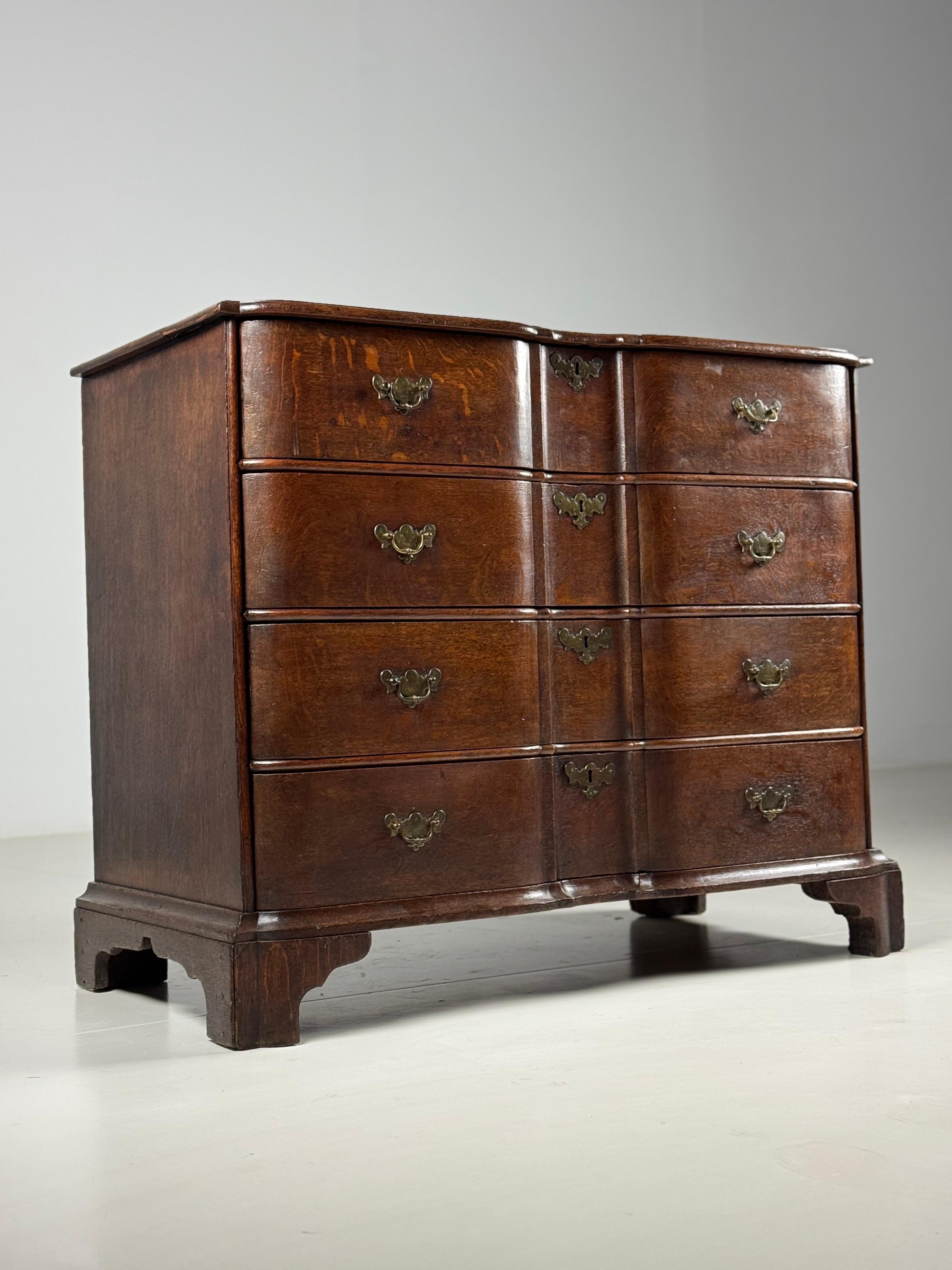 Dutch Oak Commode ca. 1760 For Sale 3