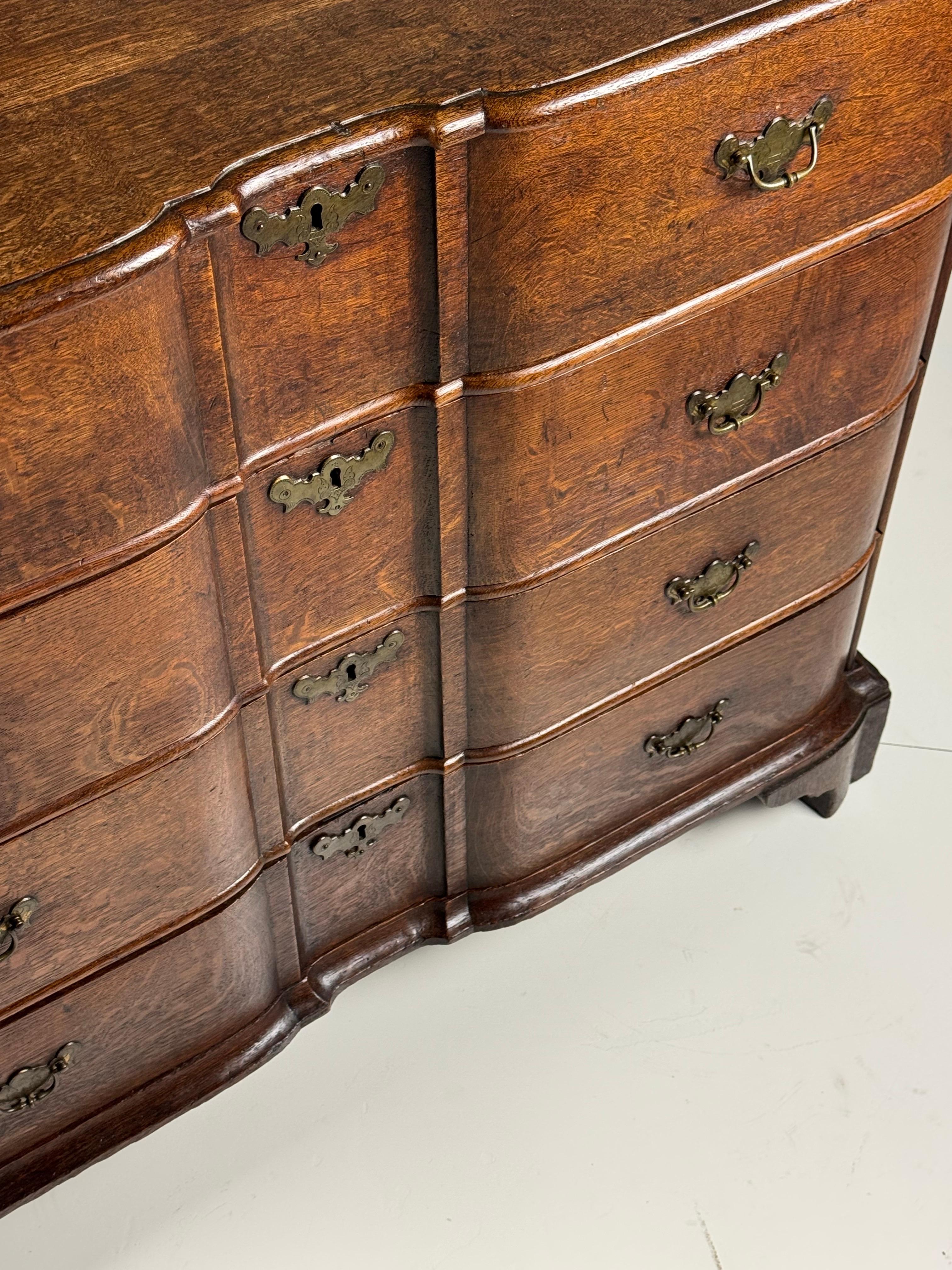 Dutch Oak Commode ca. 1760 For Sale 4
