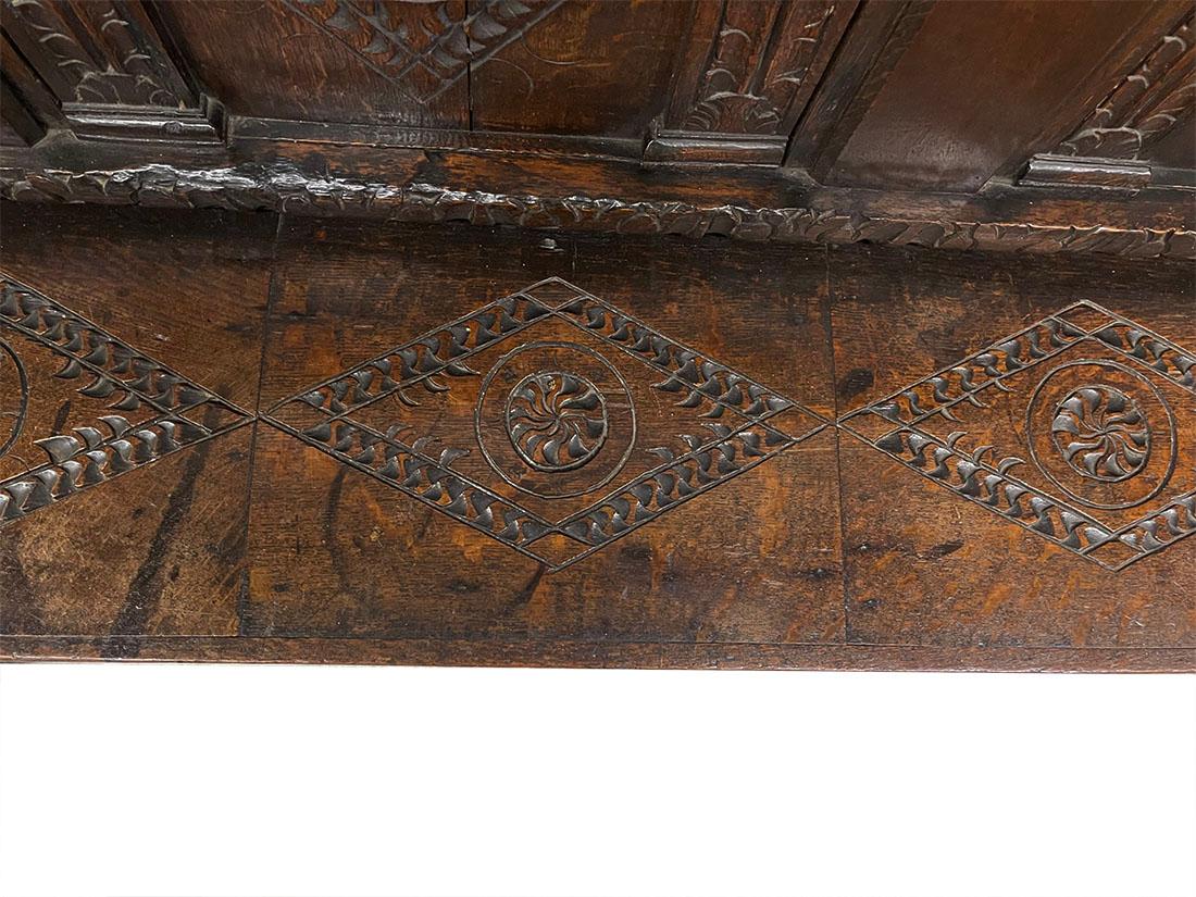 Dutch oak hall bench, 18th century 4