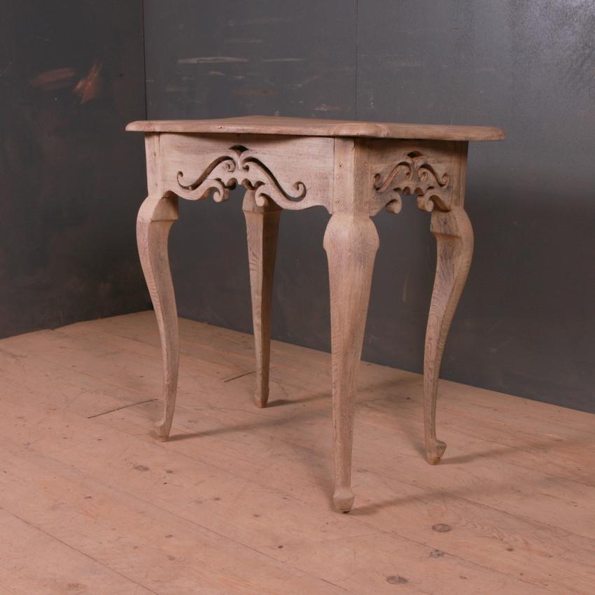 Pretty 18th century Dutch bleached oak side table, 1780.

Dimensions
29.5 inches (75 cms) wide
17.5 inches (44 cms) deep
29 inches (74 cms) high.

 