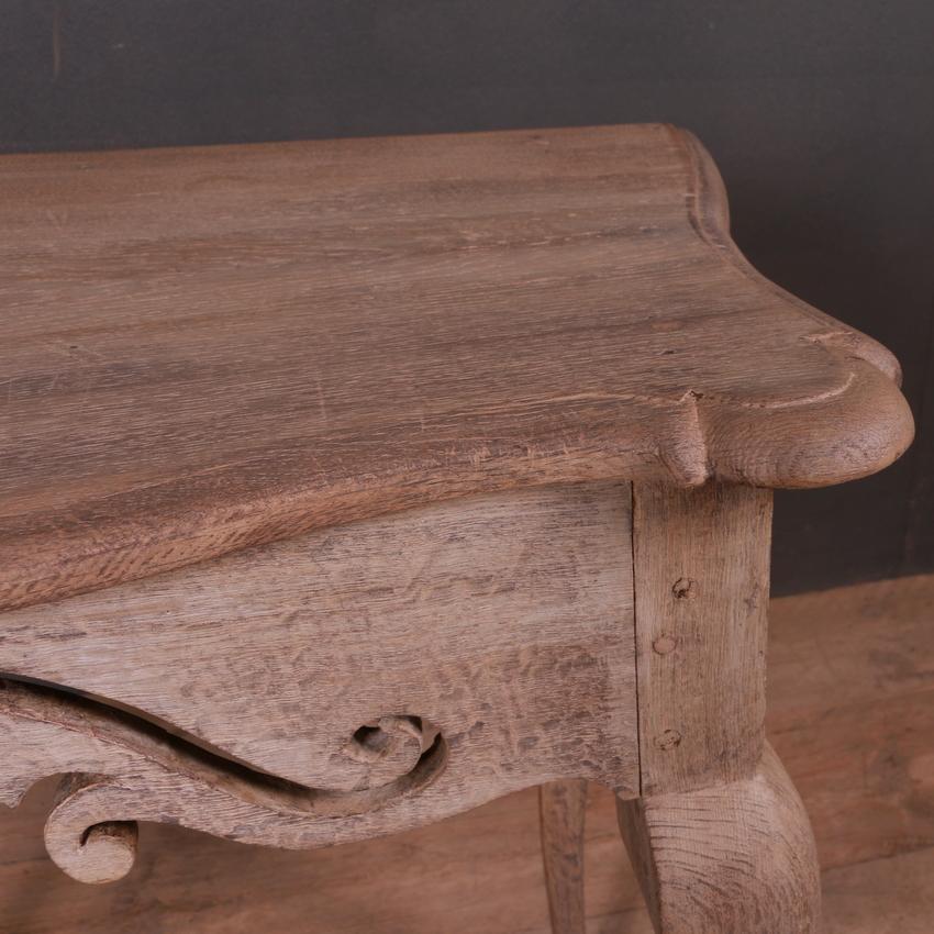 Dutch Oak Side Table In Good Condition In Leamington Spa, Warwickshire