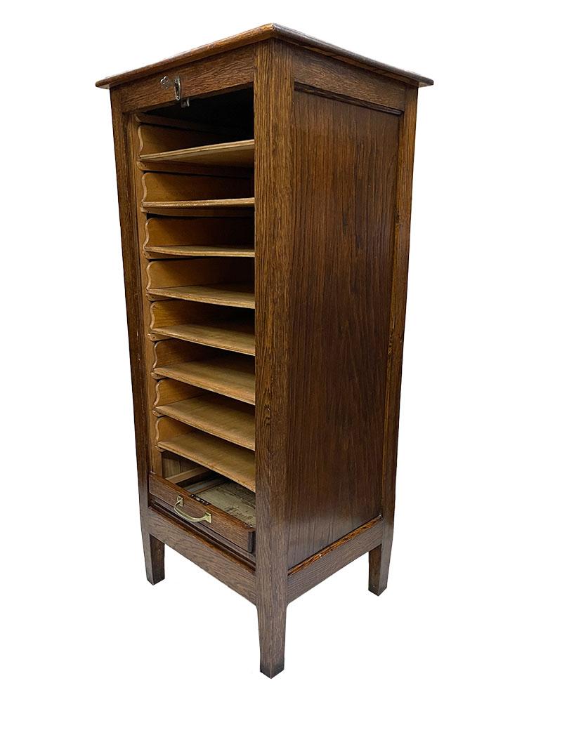 Dutch Oak Tambour Front Door Filling Cabinet, 1920s In Good Condition For Sale In Delft, NL