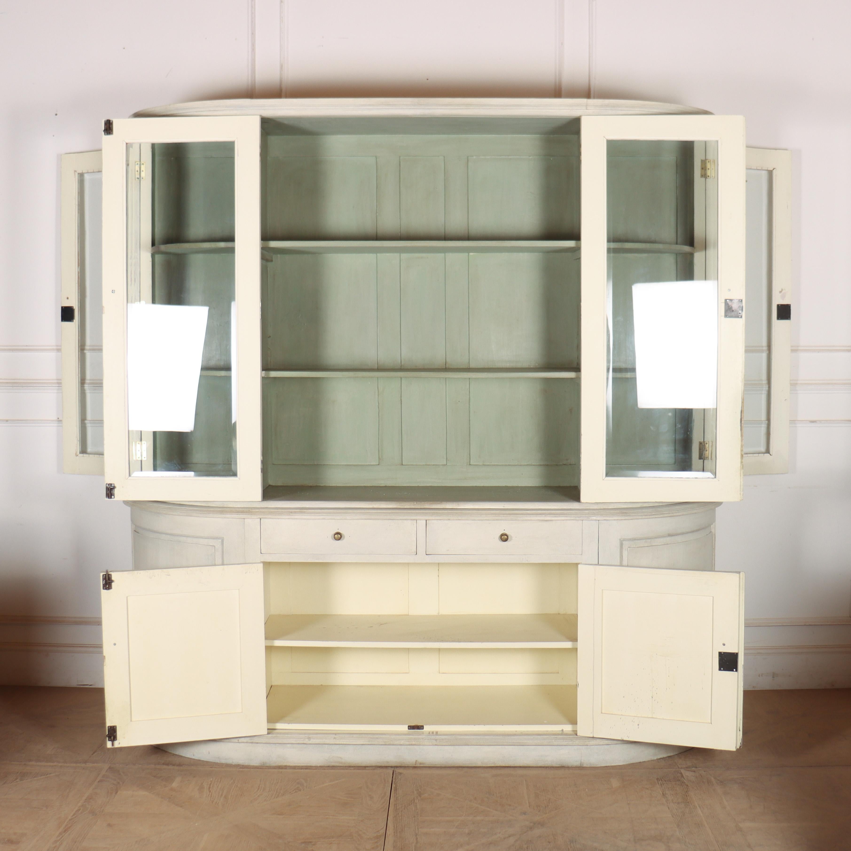 Niederländisch bemalte Küchenkommode im Angebot 2