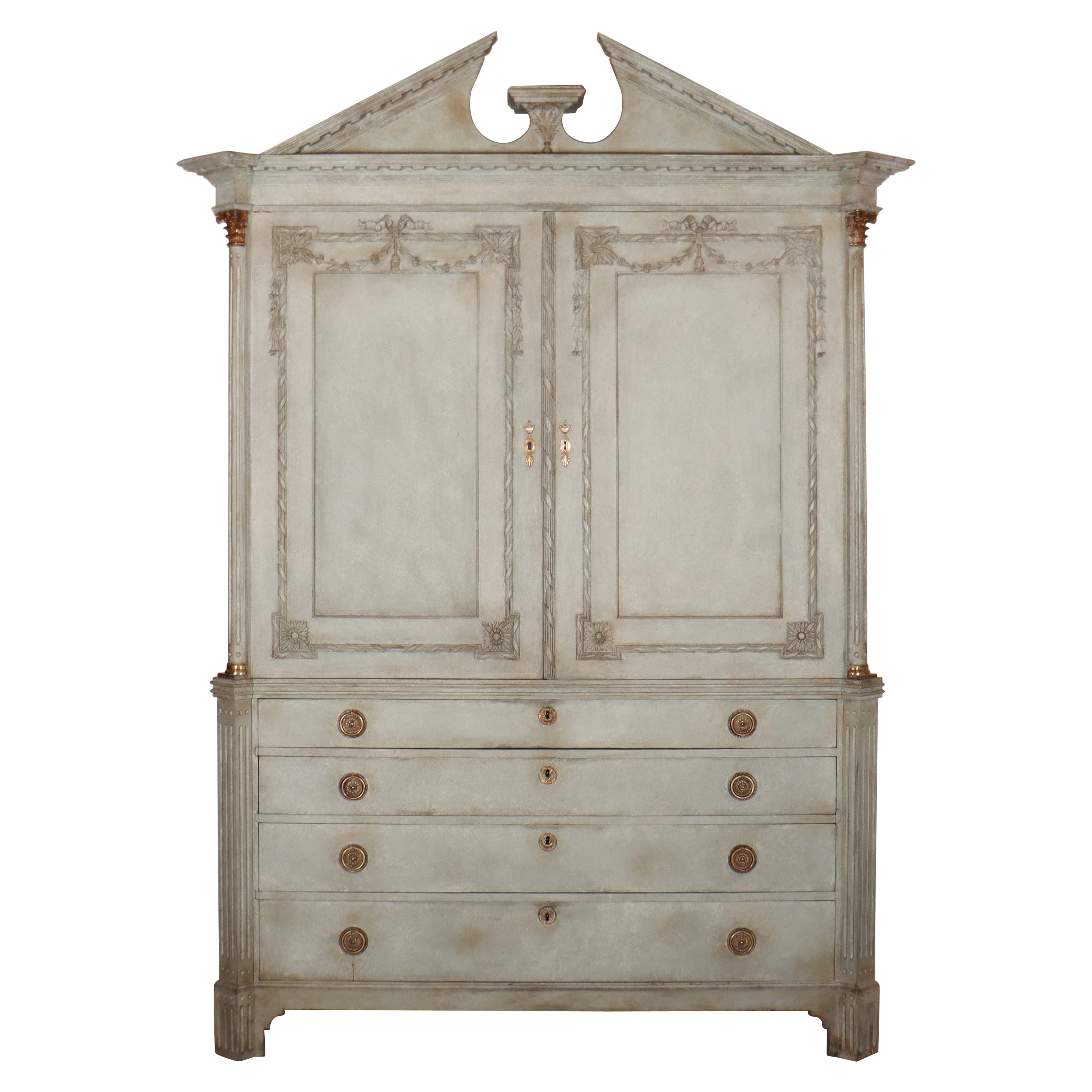 Niederländischer bemalter Wäscheschrank im Angebot