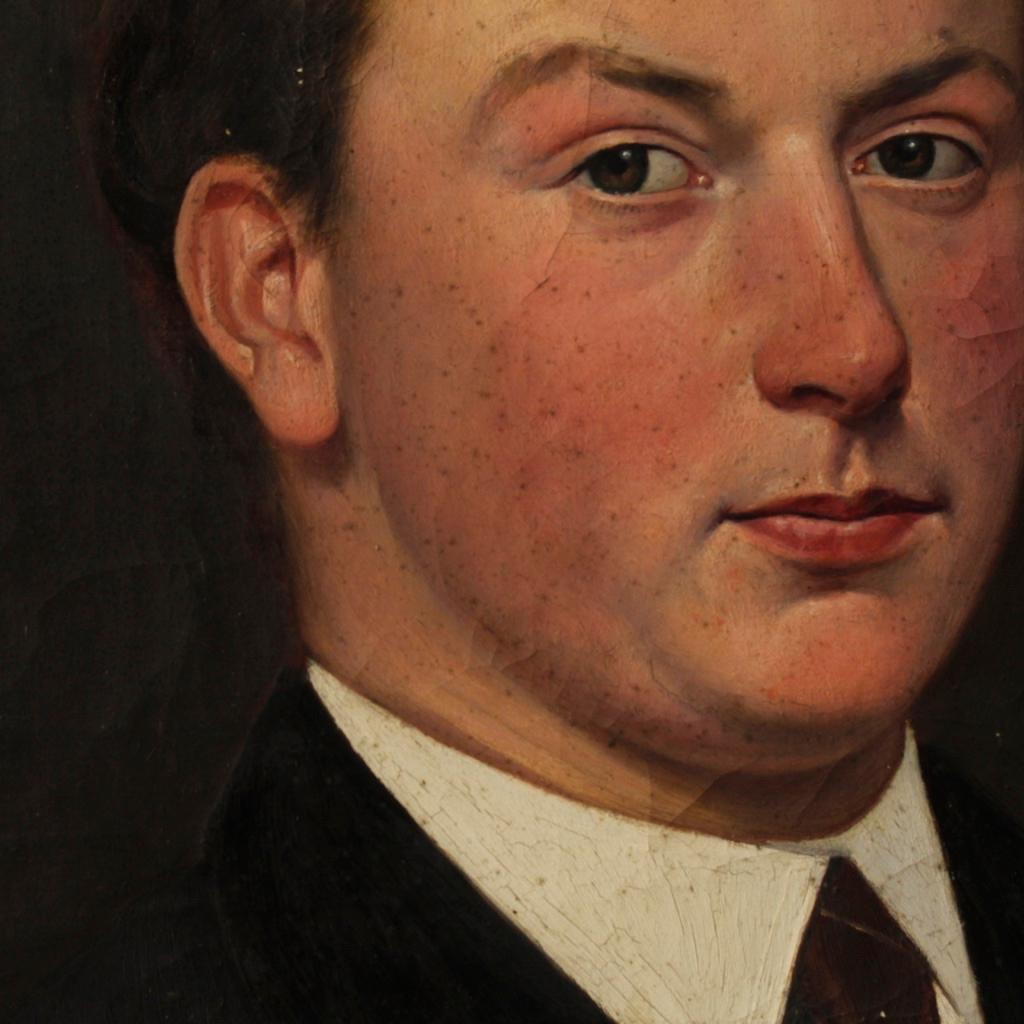 Dutch Painted Portrait of a Gentleman, 20th Century For Sale 5