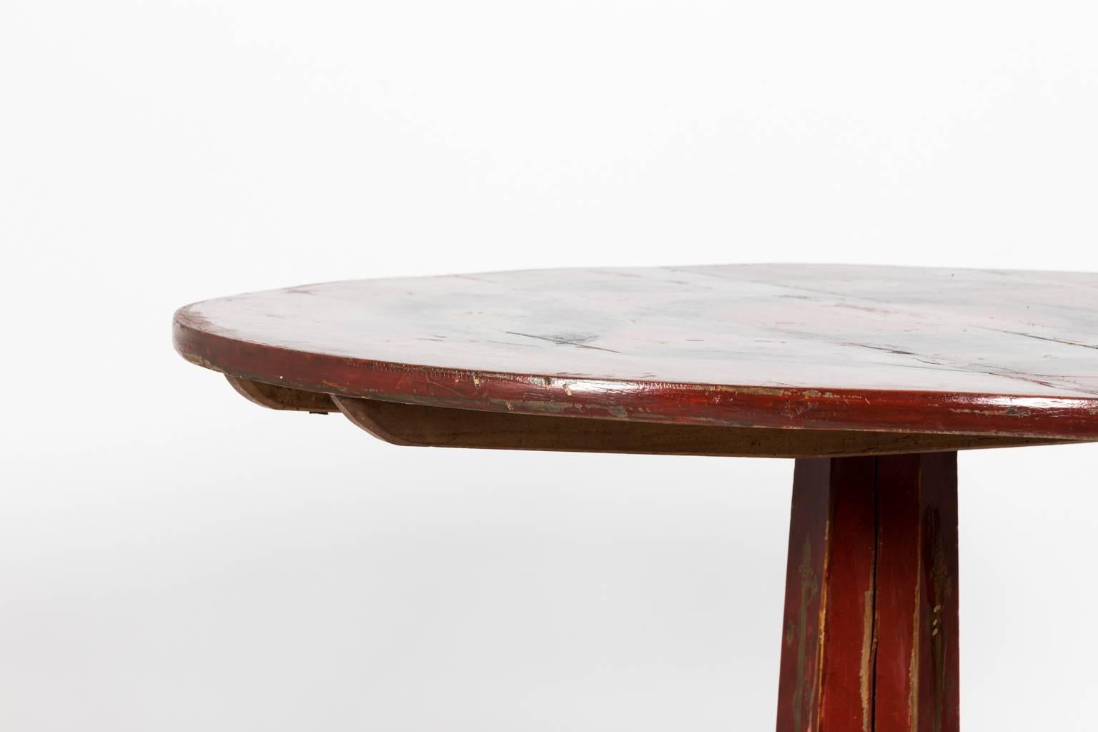 Dutch Painted Tiltop Table For Sale 1