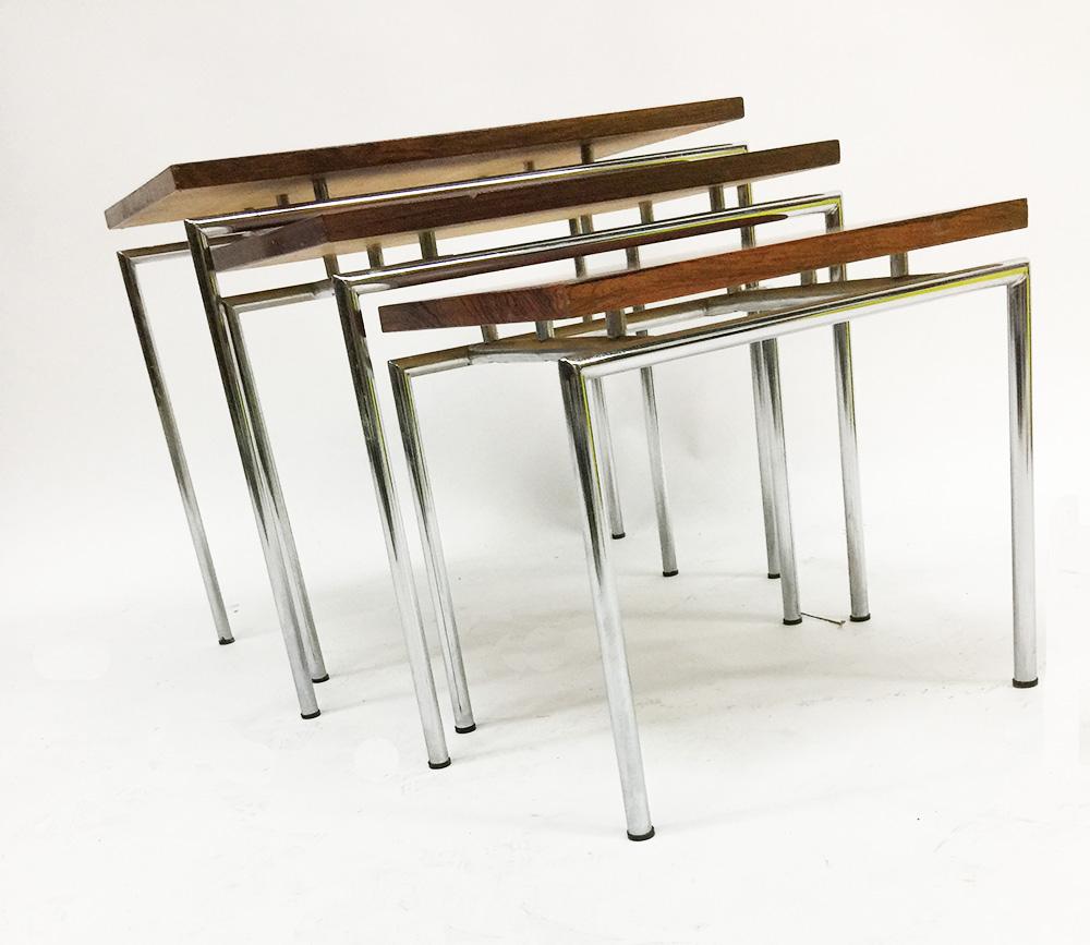 Veneer Dutch veneered wooden and chrome nesting tables, 1960s For Sale