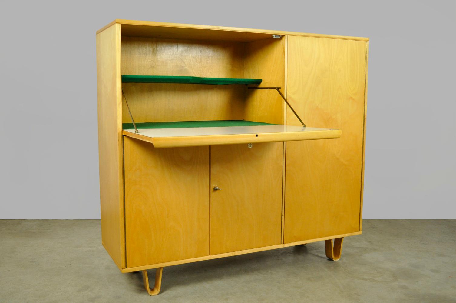 Dutch Pastoe birch series sideboard – secretaire CB01 by Cees Braakman, 1960s In Good Condition For Sale In Denventer, NL