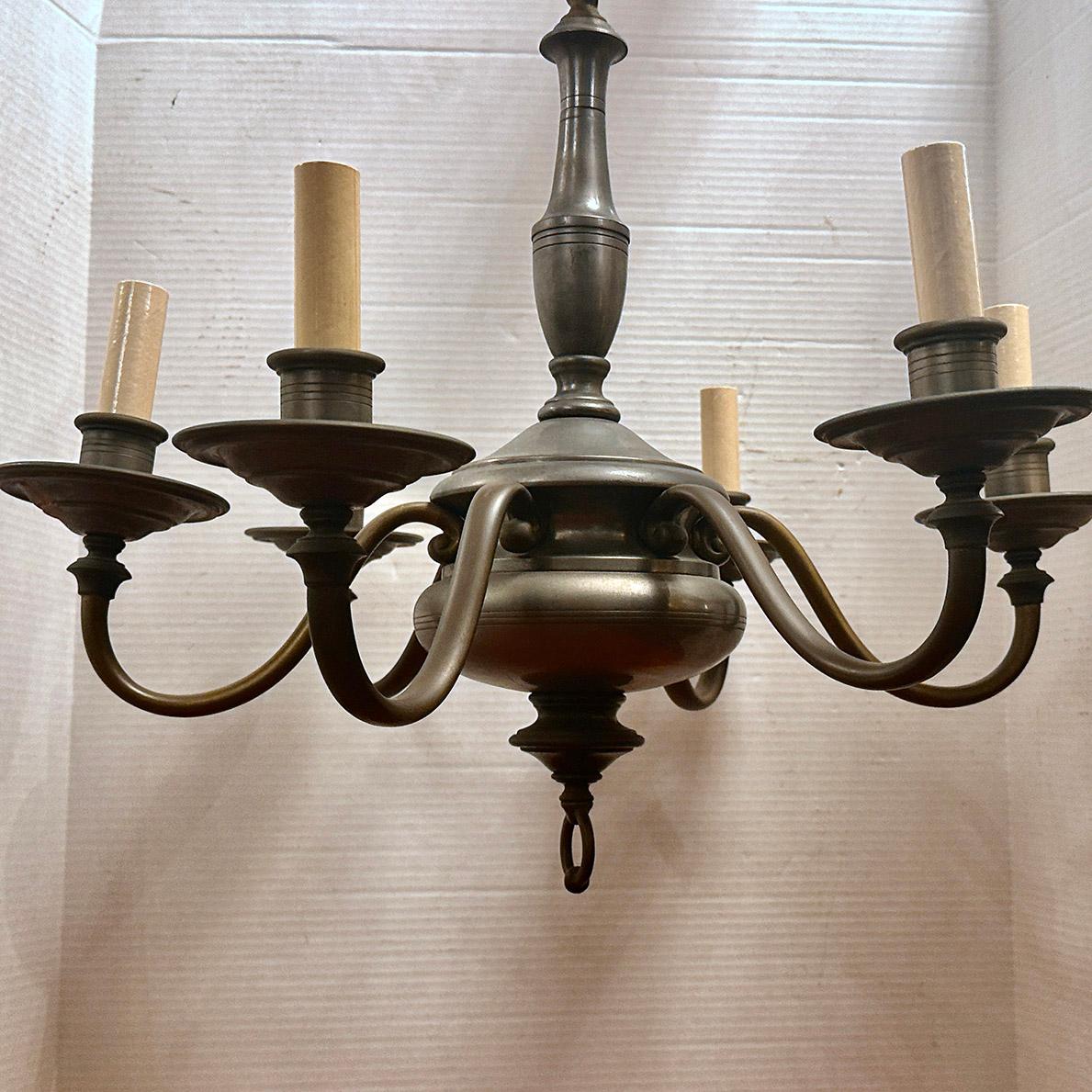 Lampadario olandese in peltro e bronzo In condizioni buone in vendita a New York, NY
