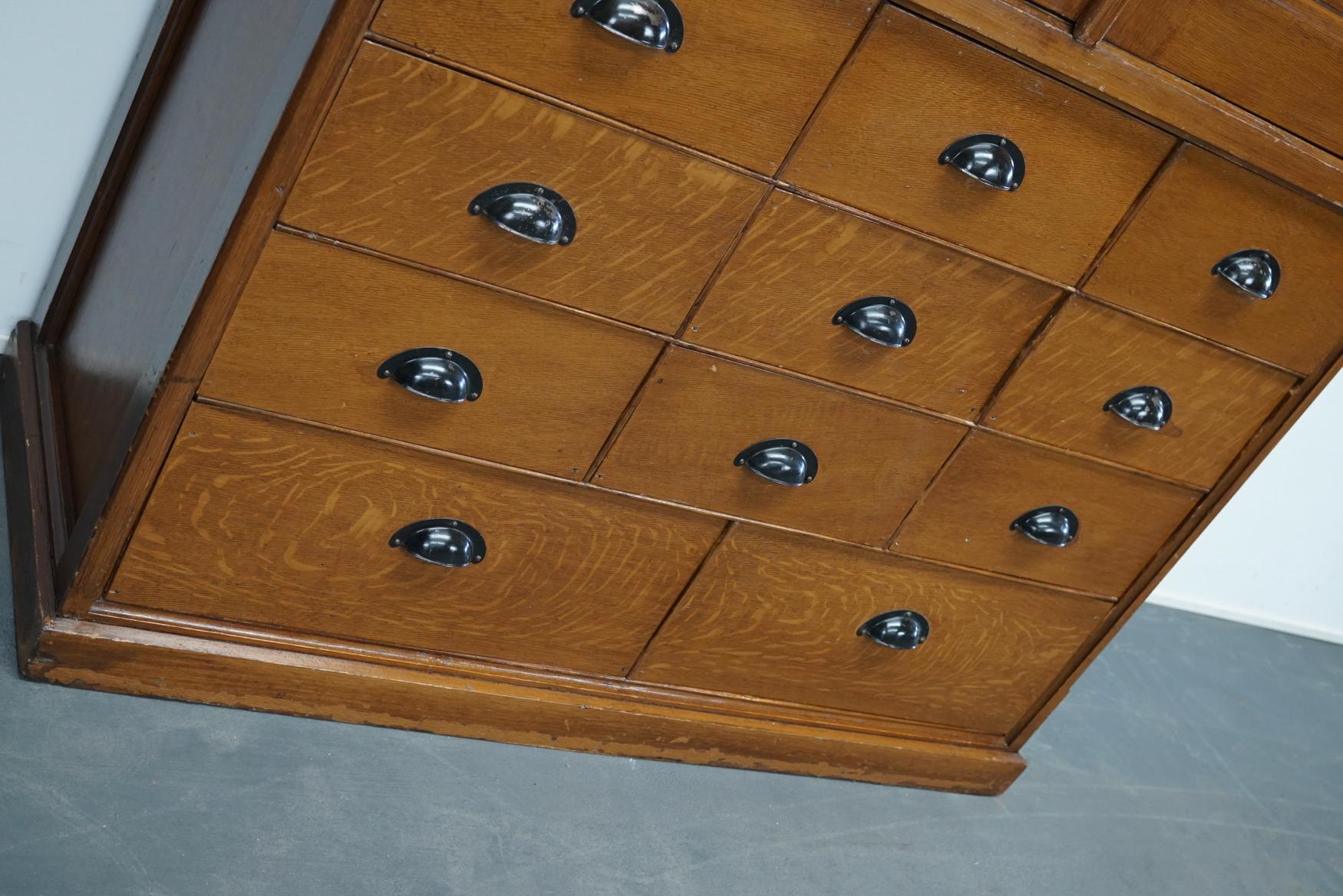 Dutch Pine Bank of Drawers Faux Oak Paint, Early 20th Century 4