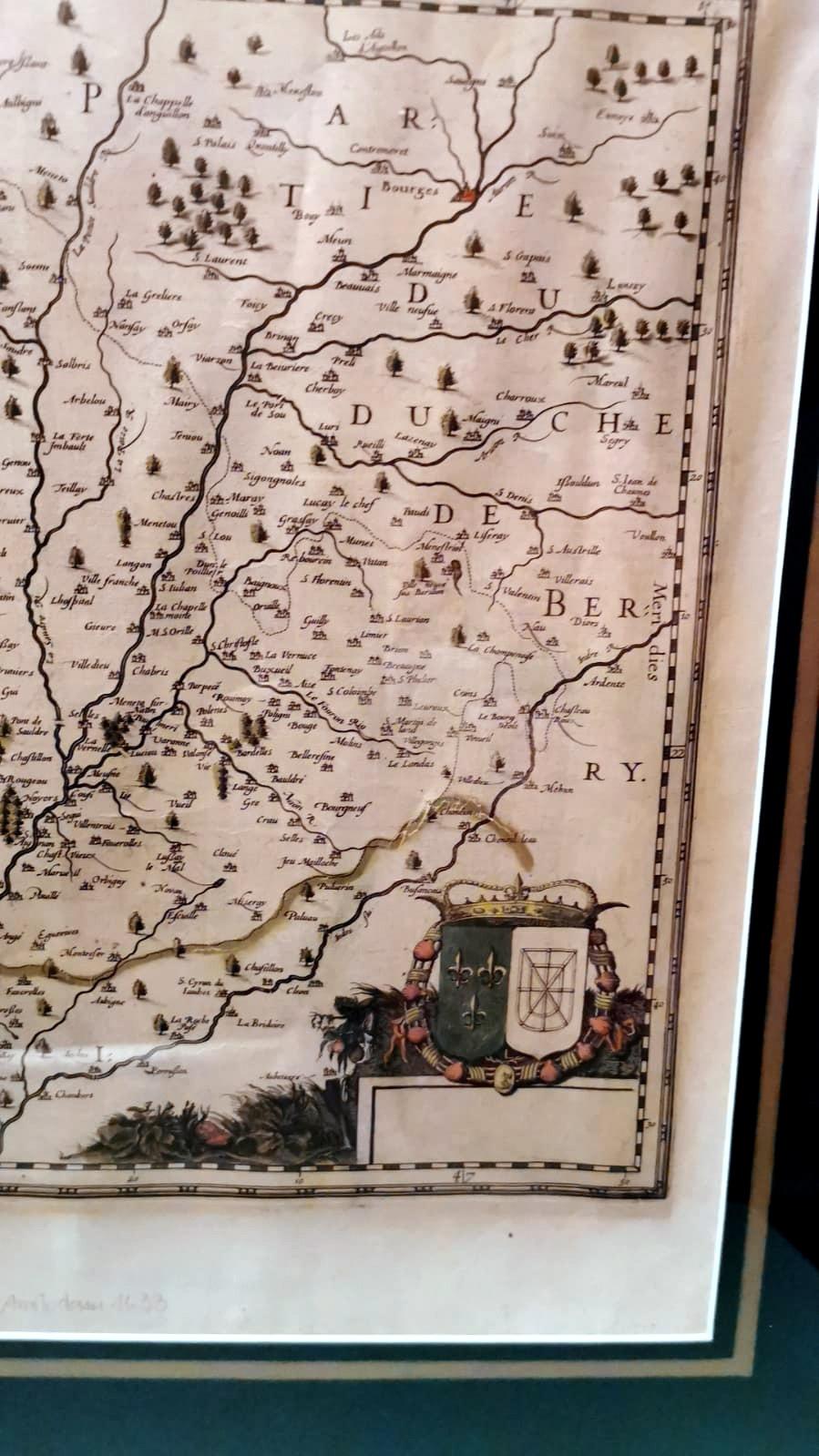 Description du Blaisois dans un cadre italien avec miroirs en vente 2