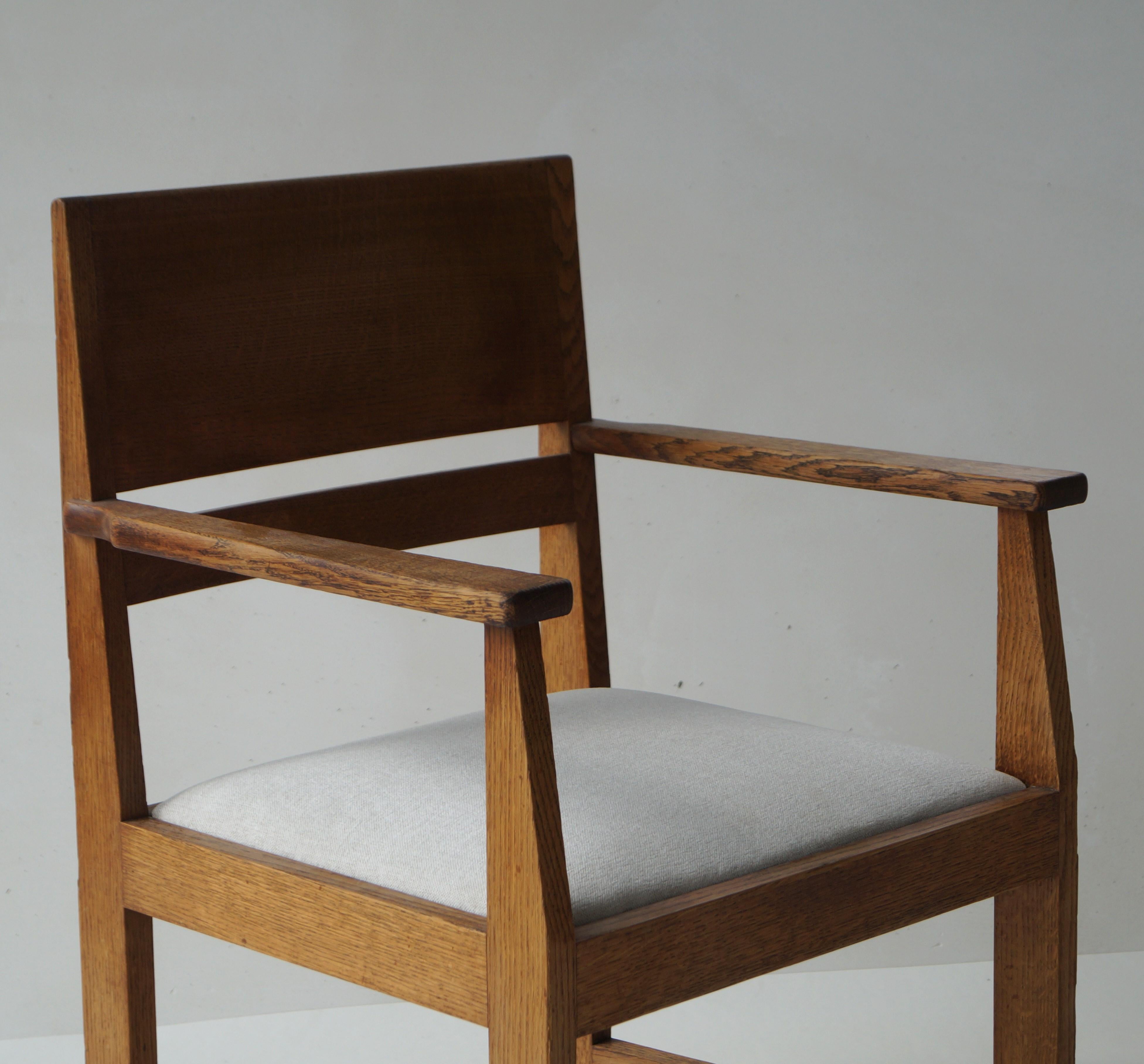Early 20th Century Dutch Rationalist Haagse School armchair by Hendrik Wouda for Pander For Sale