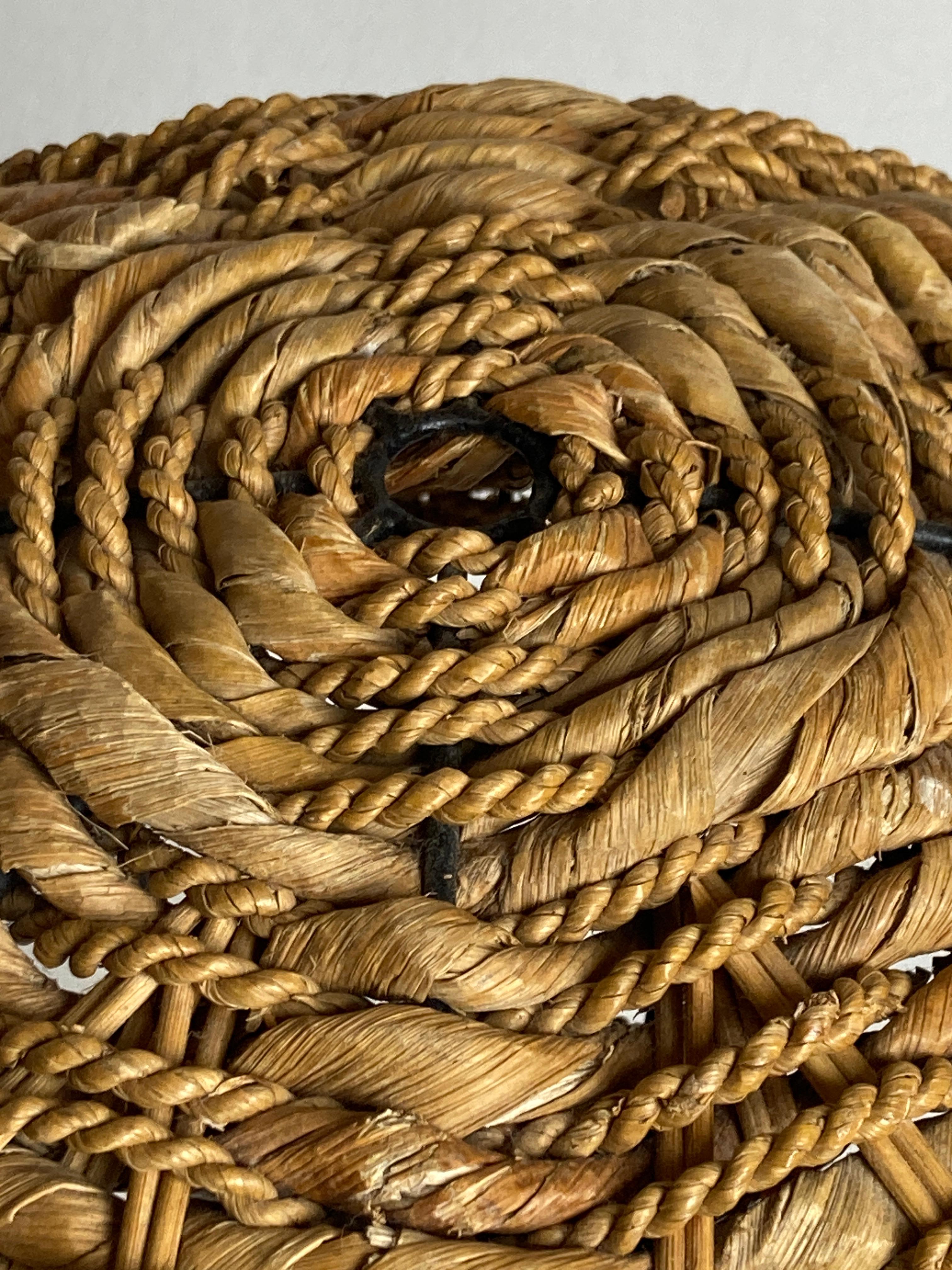 Lámpara de pie en forma de seta de hoja de plátano tejida en ratán holandés, años 60 en venta 5