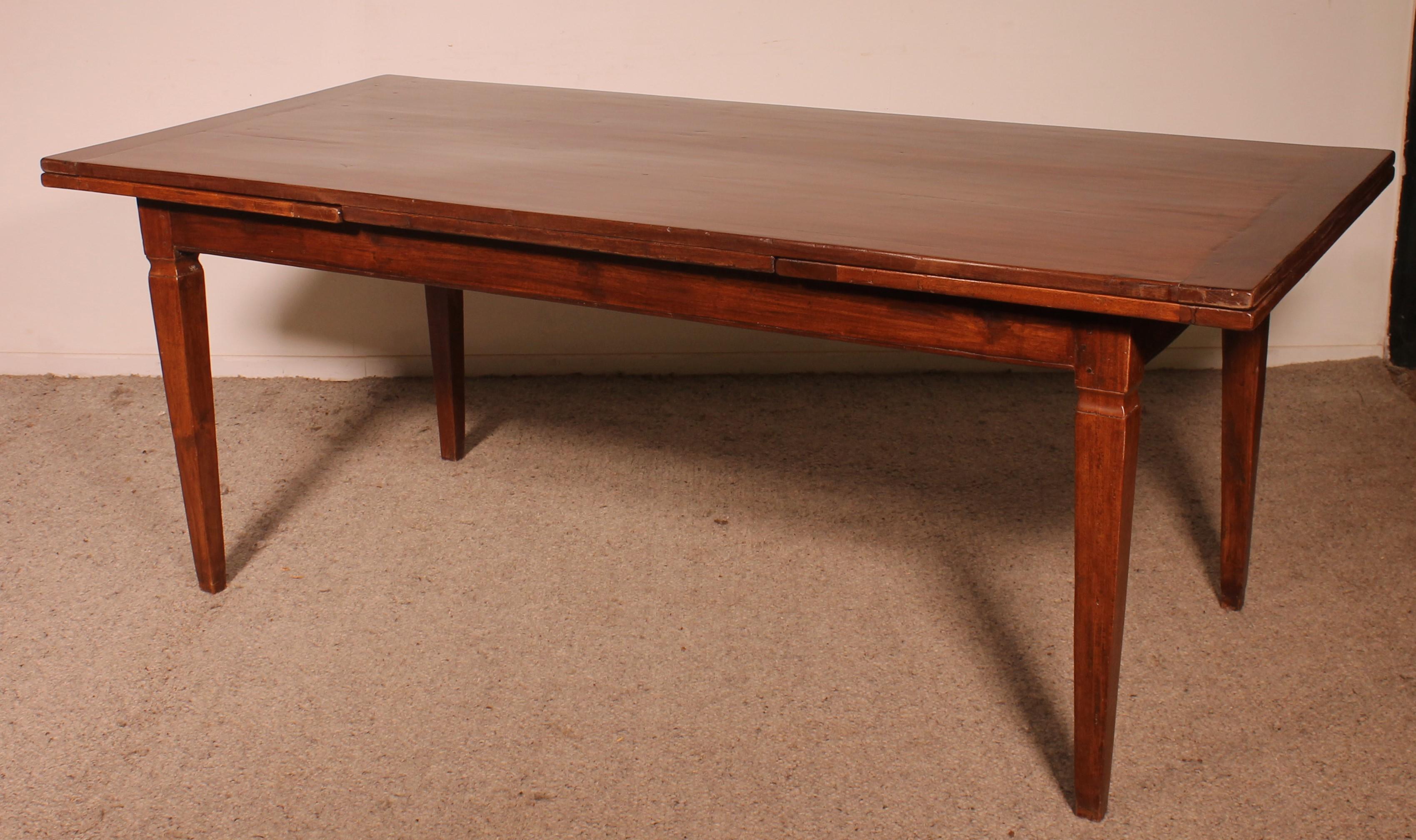 Aesthetic Movement Dutch Refectory Table From The 19th Century For Sale