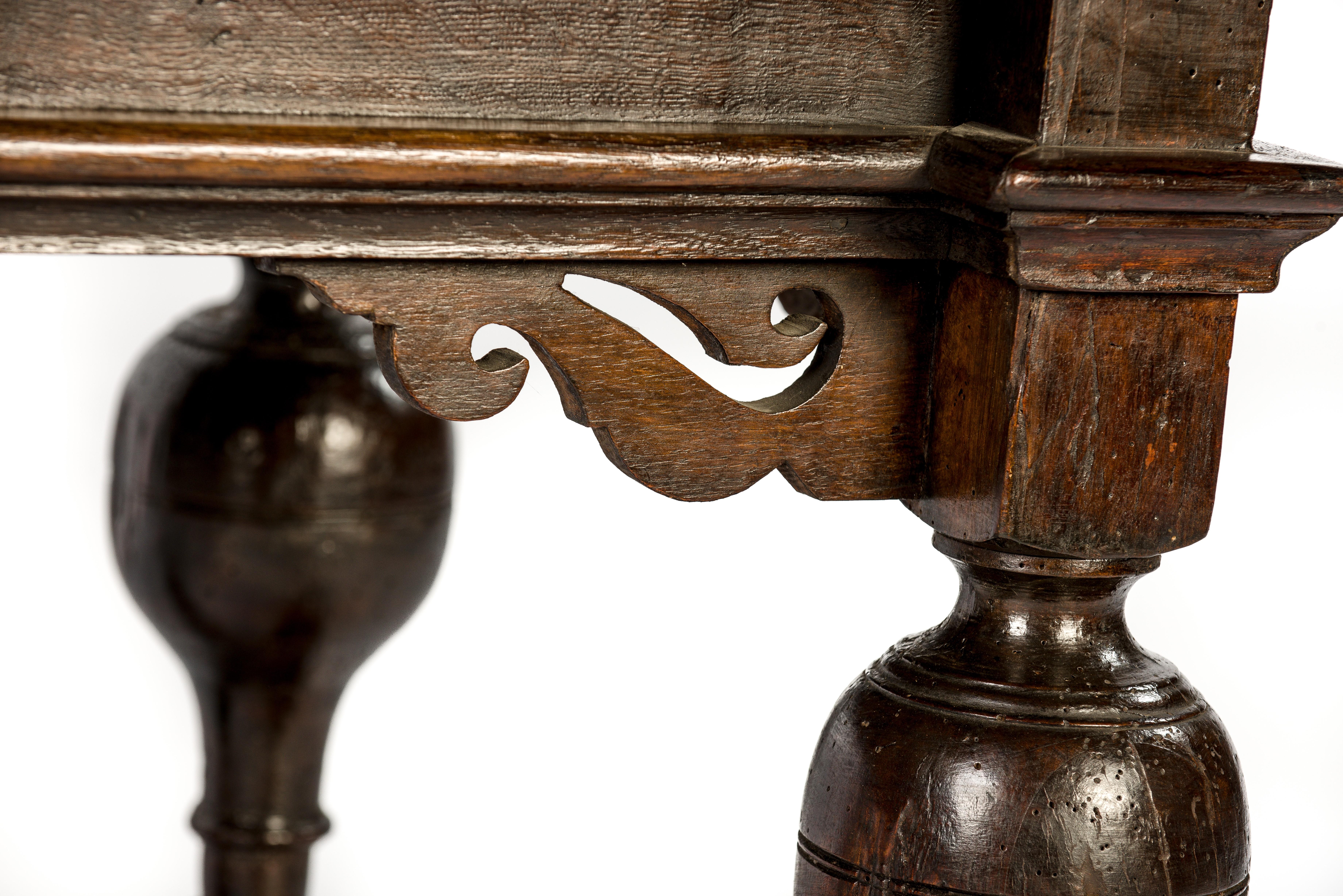 Dutch Renaissance Style Stained Oak Table, circa 1680 For Sale 4