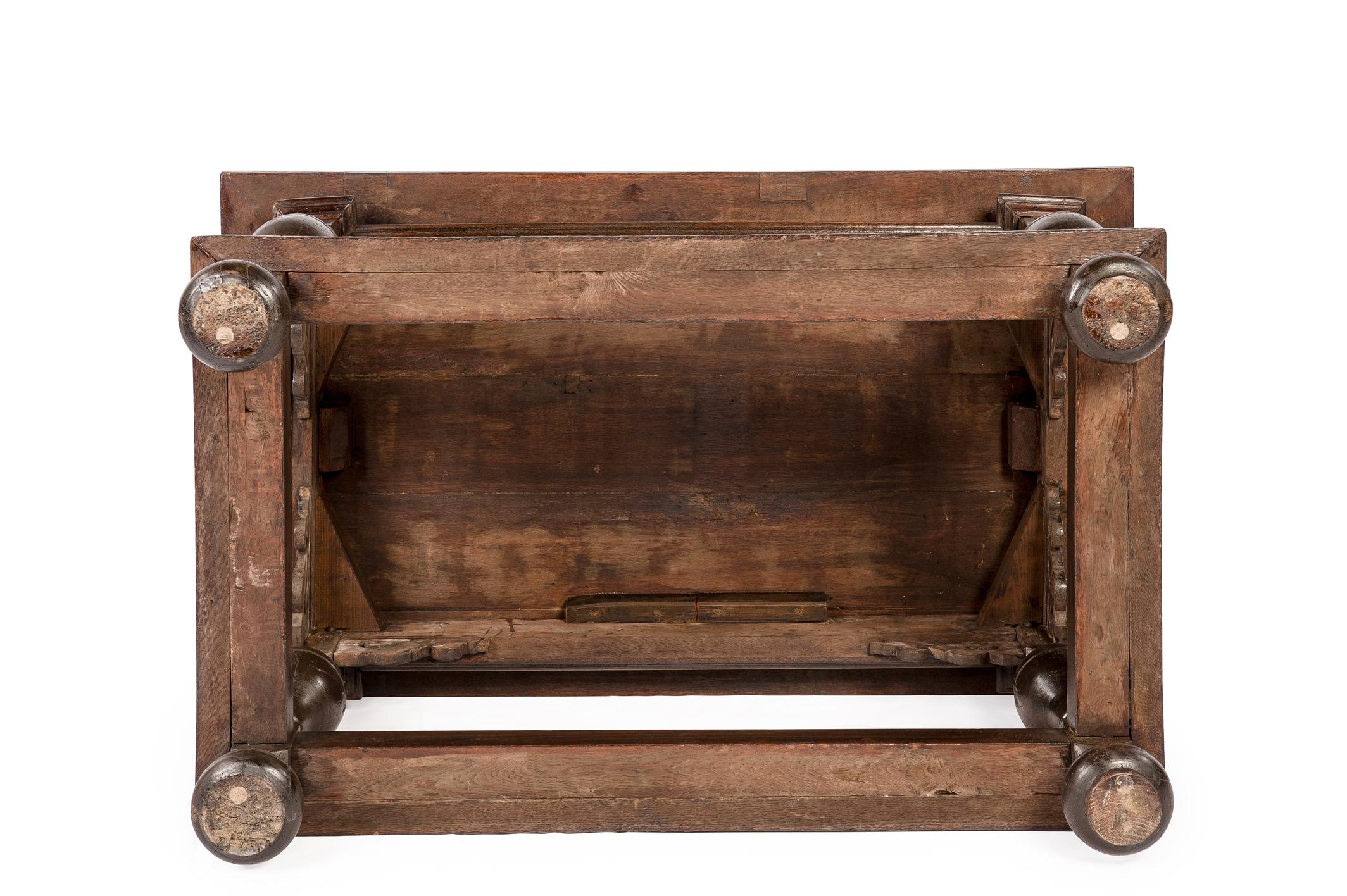 Dutch Renaissance Style Stained Oak Table, circa 1680 For Sale 9