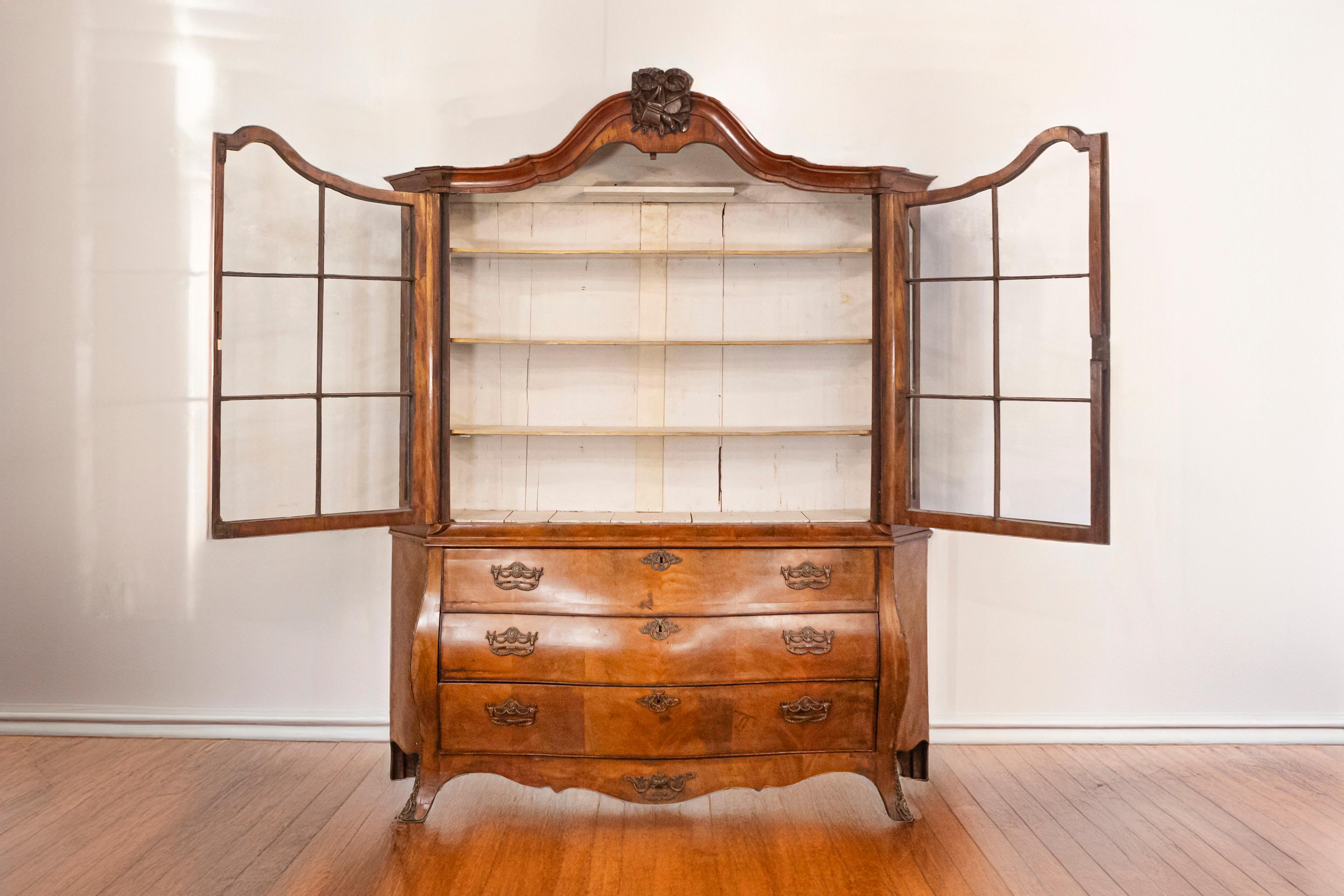 Veneer Dutch Rococo 1780s Walnut Vitrine with Bombé Chest, Glass Doors, Hunting Trophy For Sale
