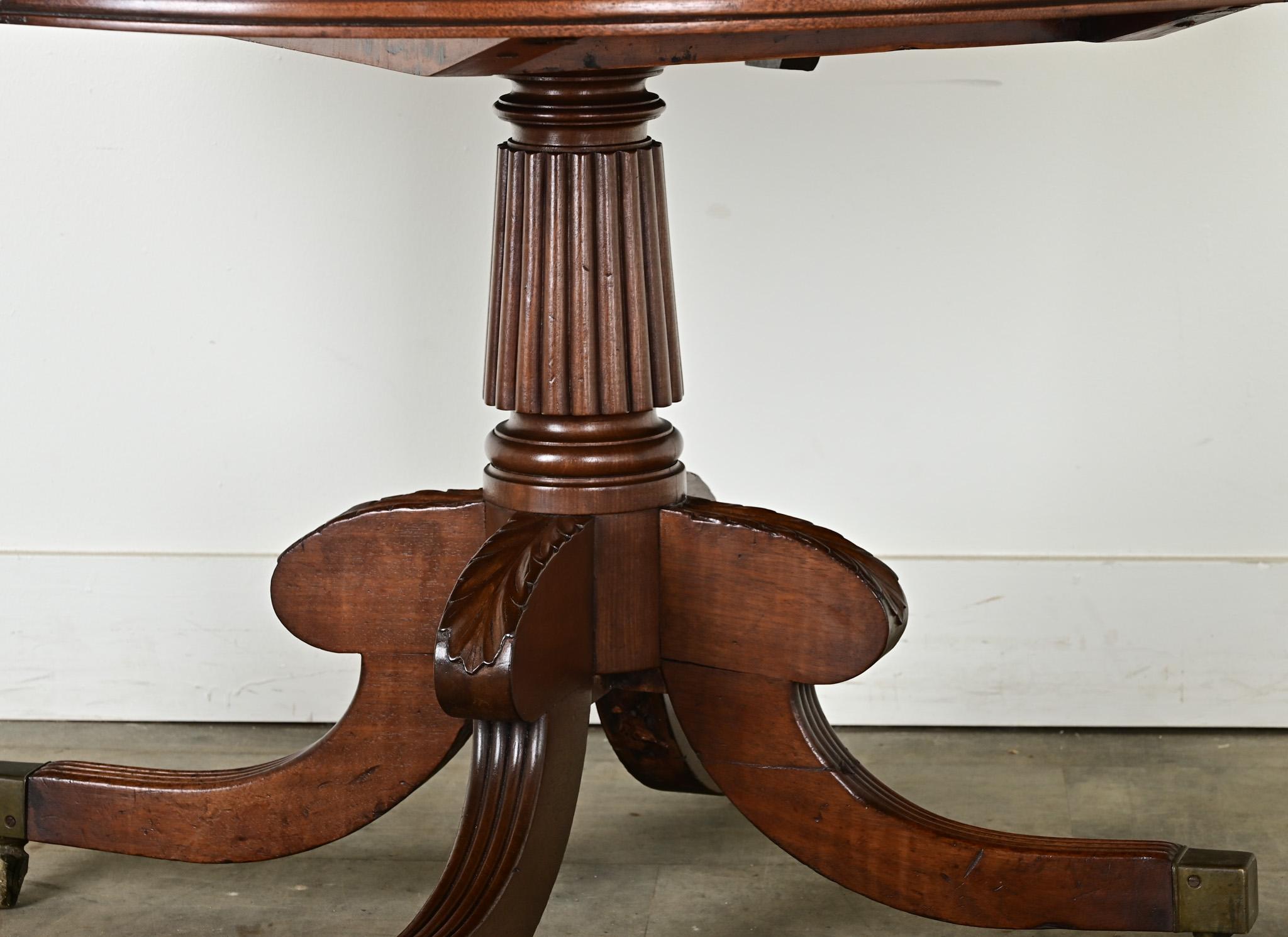 Dutch Round Pedestal Base Dining Table 1