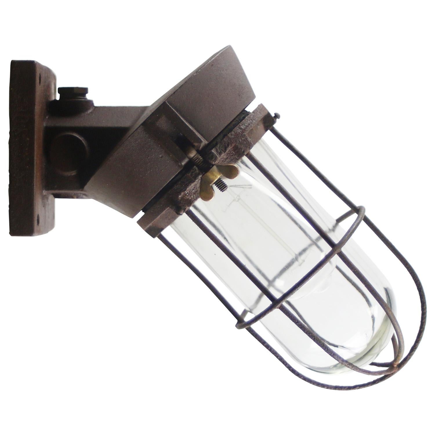 Dutch Industrial wall lamp made by ‘Industria Rotterdam’
Rust brown cast iron with clear glass

Weight: 4.00 kg / 8.8 lb

Priced per individual item. All lamps have been made suitable by international standards for incandescent light bulbs,