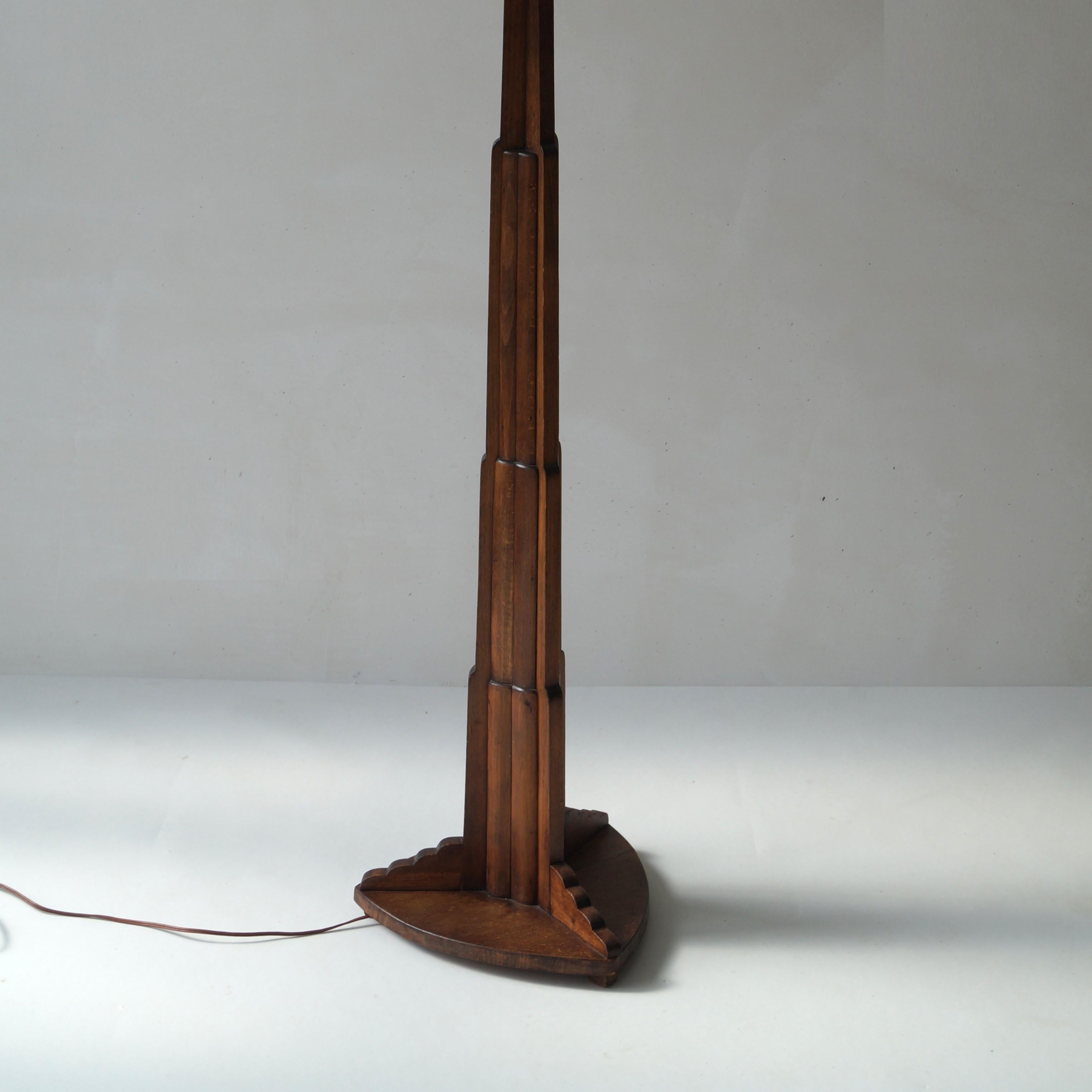 Dutch Sculptural Amsterdam School floor lamp, 1920s For Sale 6