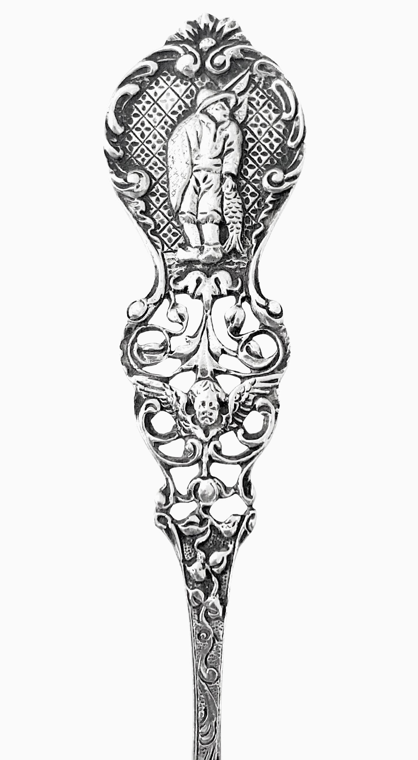 Cuchara de plata holandesa para colar conservas de bayas C.1916. en Bueno estado para la venta en Toronto, Ontario