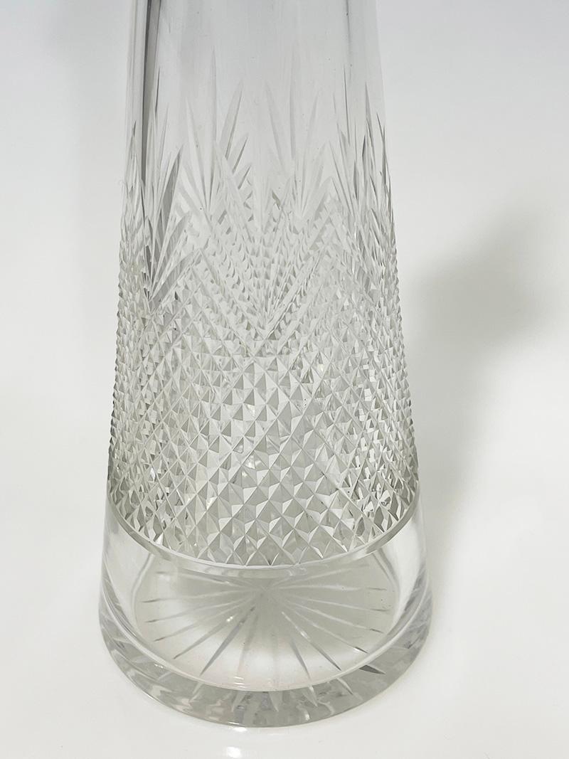 Dutch set of diamond and fan crystal cut decanter and wine glasses, ca 1890 In Good Condition For Sale In Delft, NL