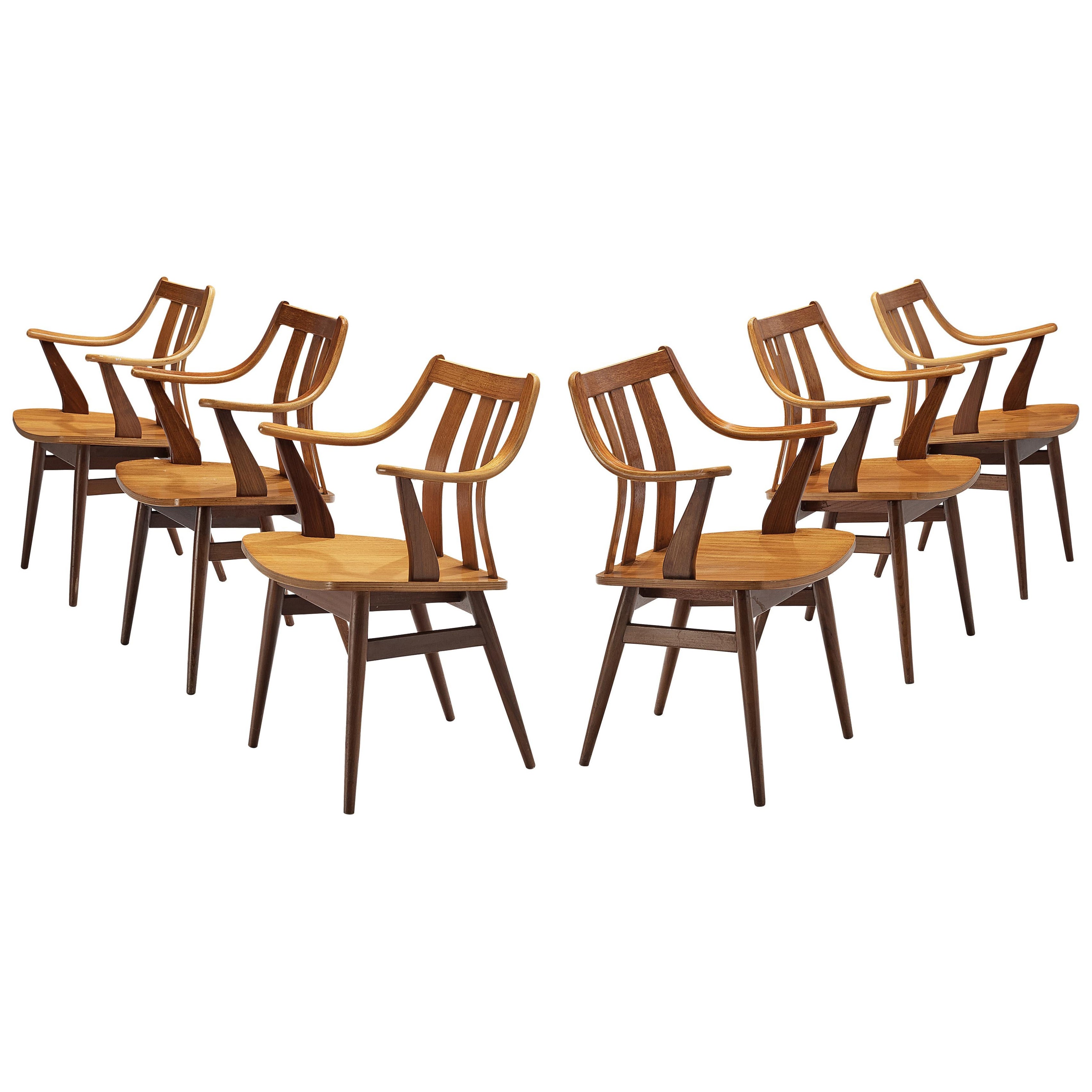 Ensemble hollandais de six chaises de salle à manger en teck aux courbes organiques