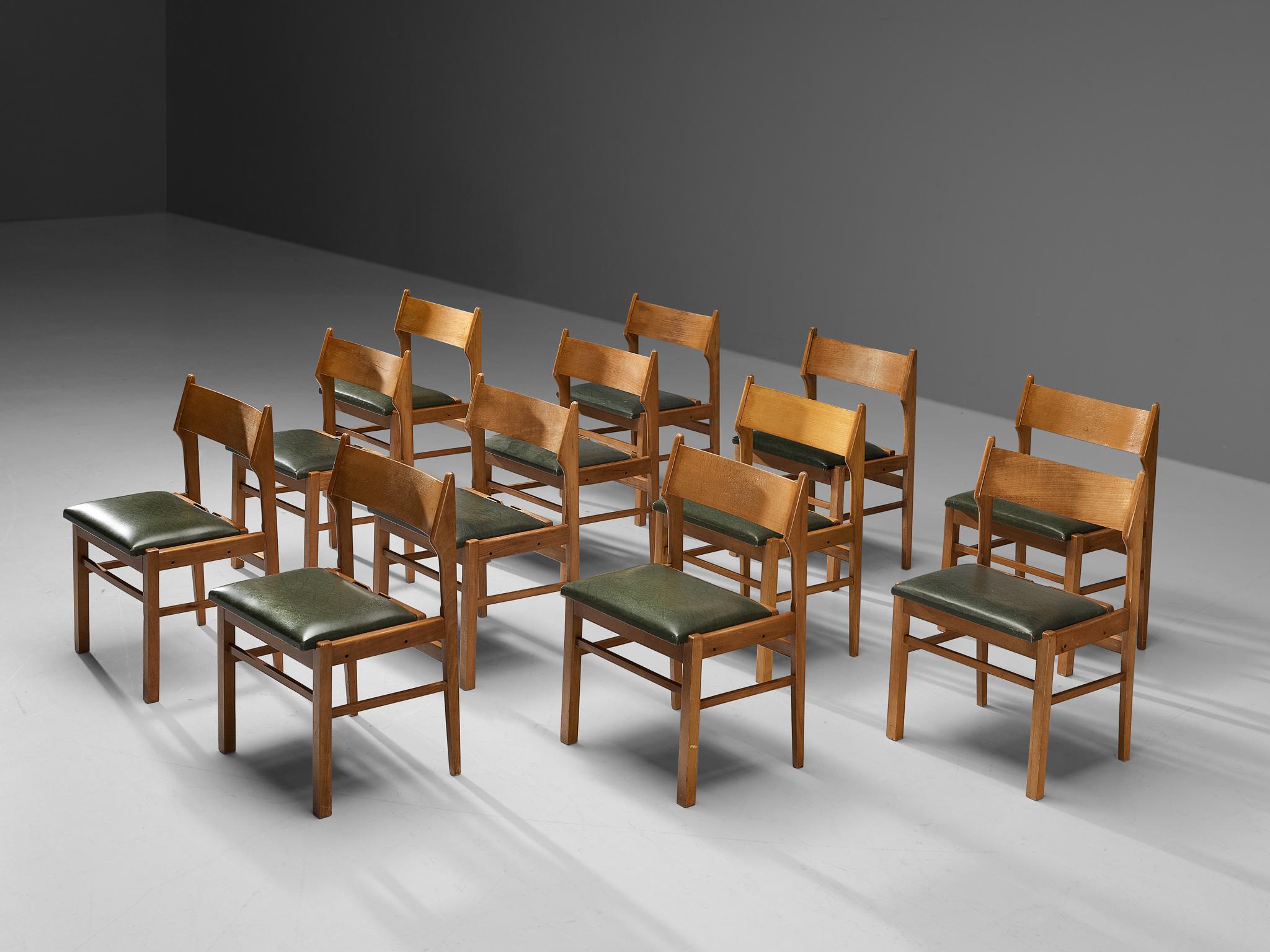 Ensemble néerlandais de douze chaises de salle à manger en bois et similicuir vert foncé en vente 4