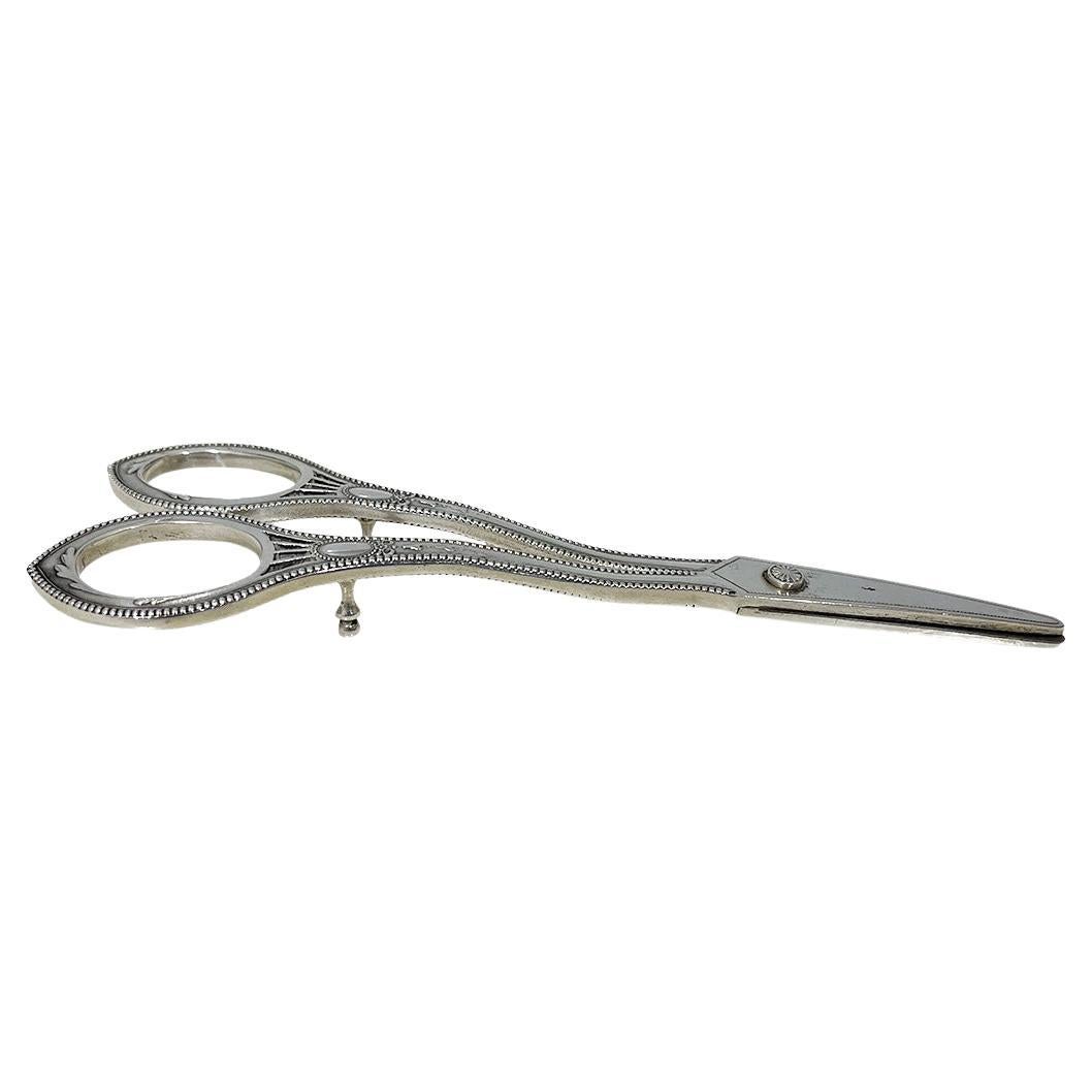Dutch silver Art Nouveau grape scissors by Kempen & Sons, Voorschoten, ca 1910