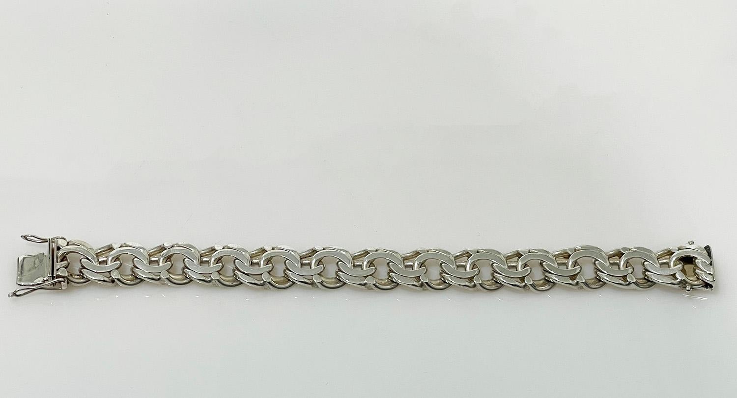 20th Century Dutch silver bracelet with a Prince of Wales link, 1970s For Sale