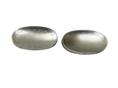 Dutch Silver Cheese Thumb Stalls