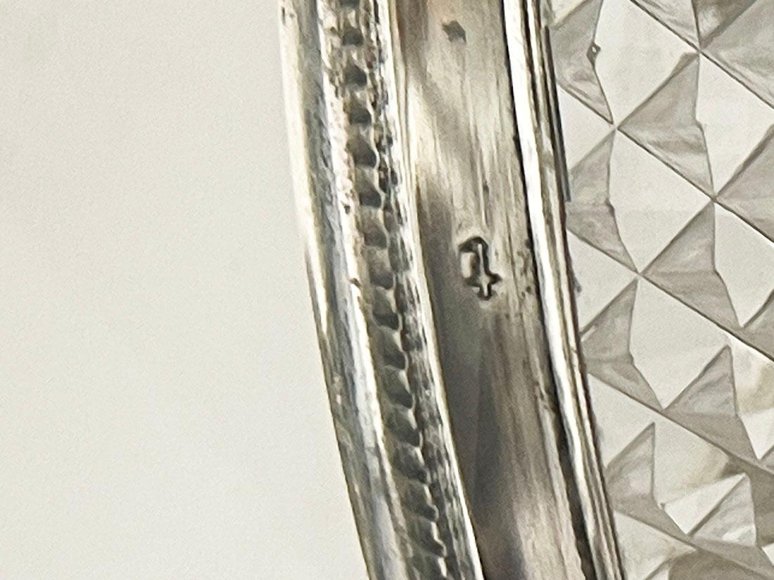 Silver Dutch silver mounted crystal-cut salt cellar set, 1921-1925 For Sale