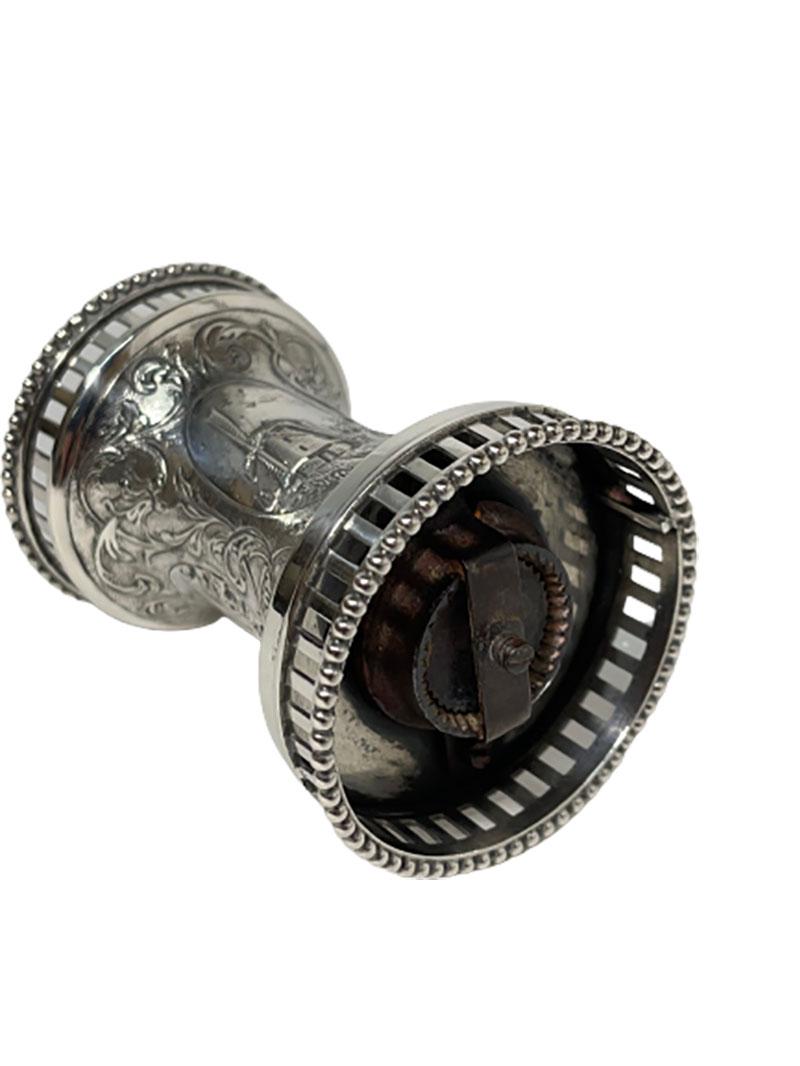 European Dutch Silver Pepper Mill by Vos & Co, Haarlem, 1915-1920 For Sale