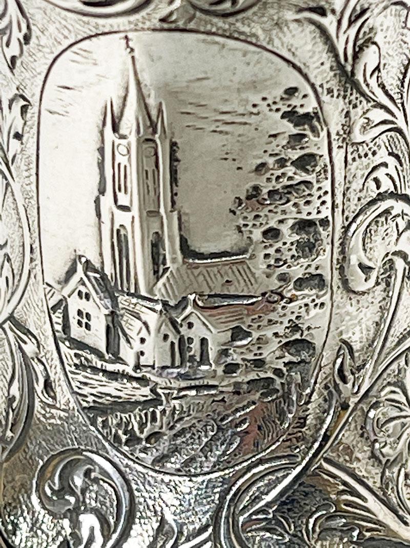 Niederländische Pfeffermühle aus Silber von Vos & Co, Haarlem, 1915-1920 (Europäisch) im Angebot